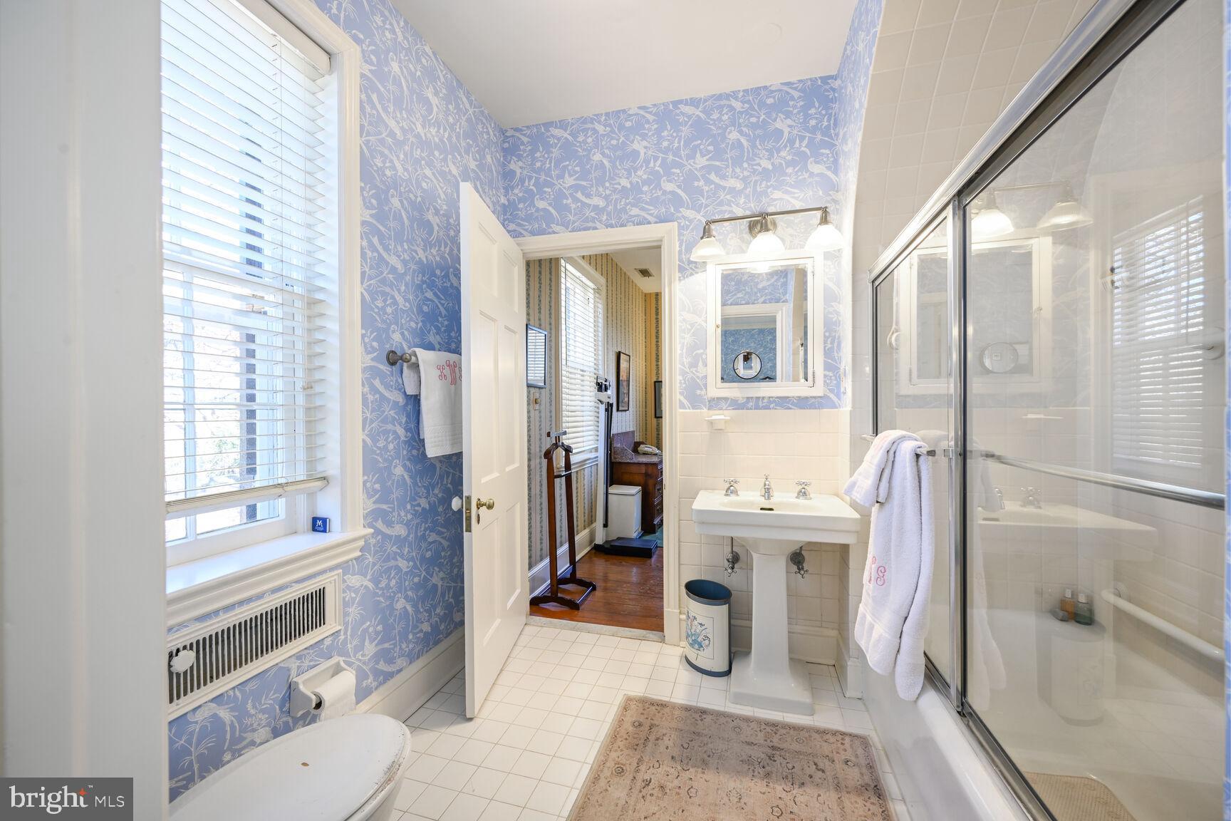 GEORGETOWN - Residential