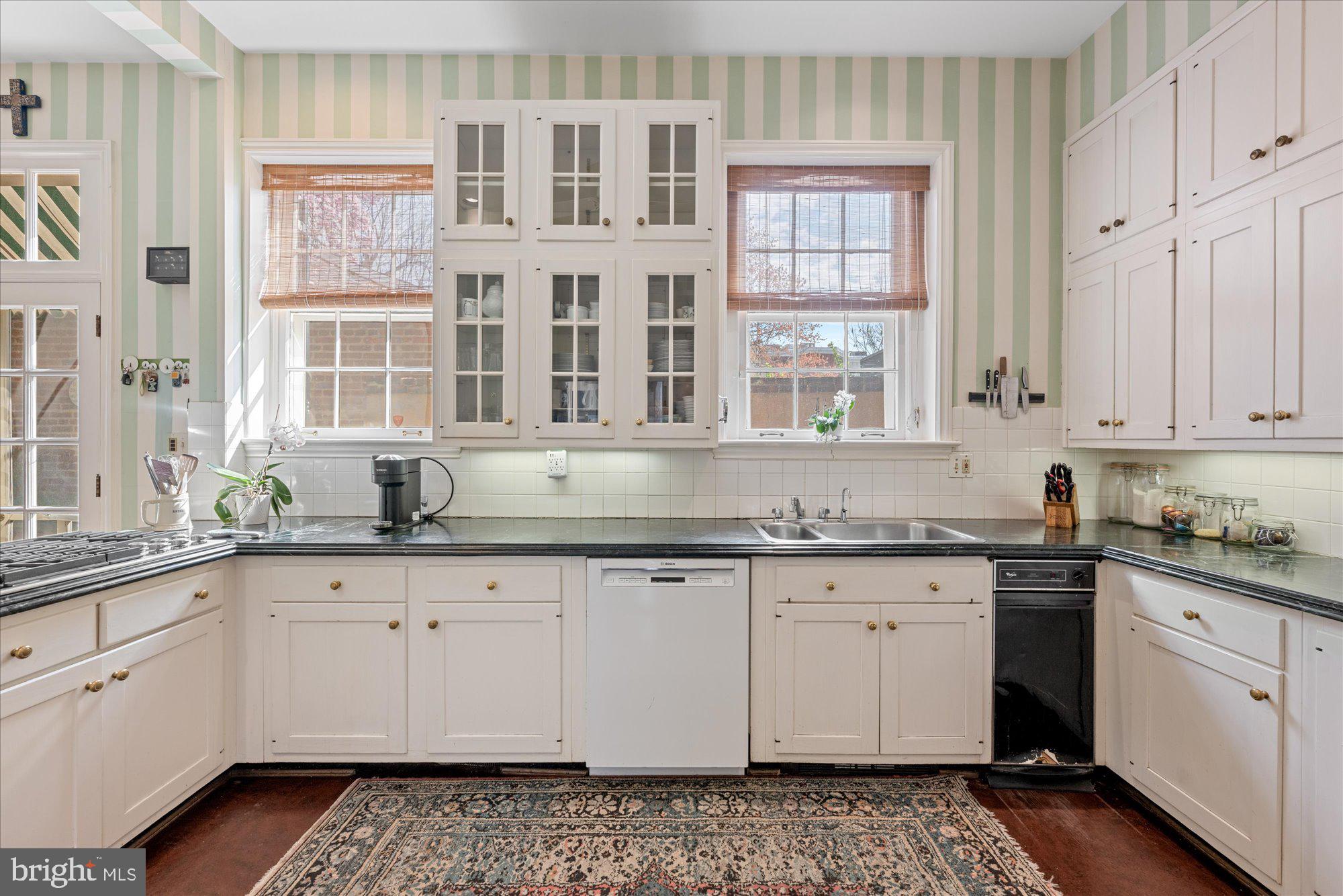 GEORGETOWN - Residential