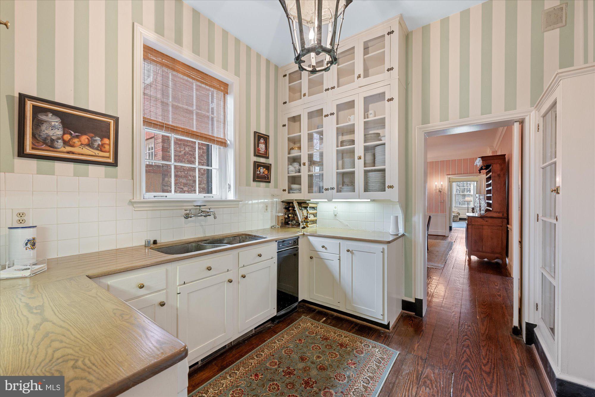 GEORGETOWN - Residential