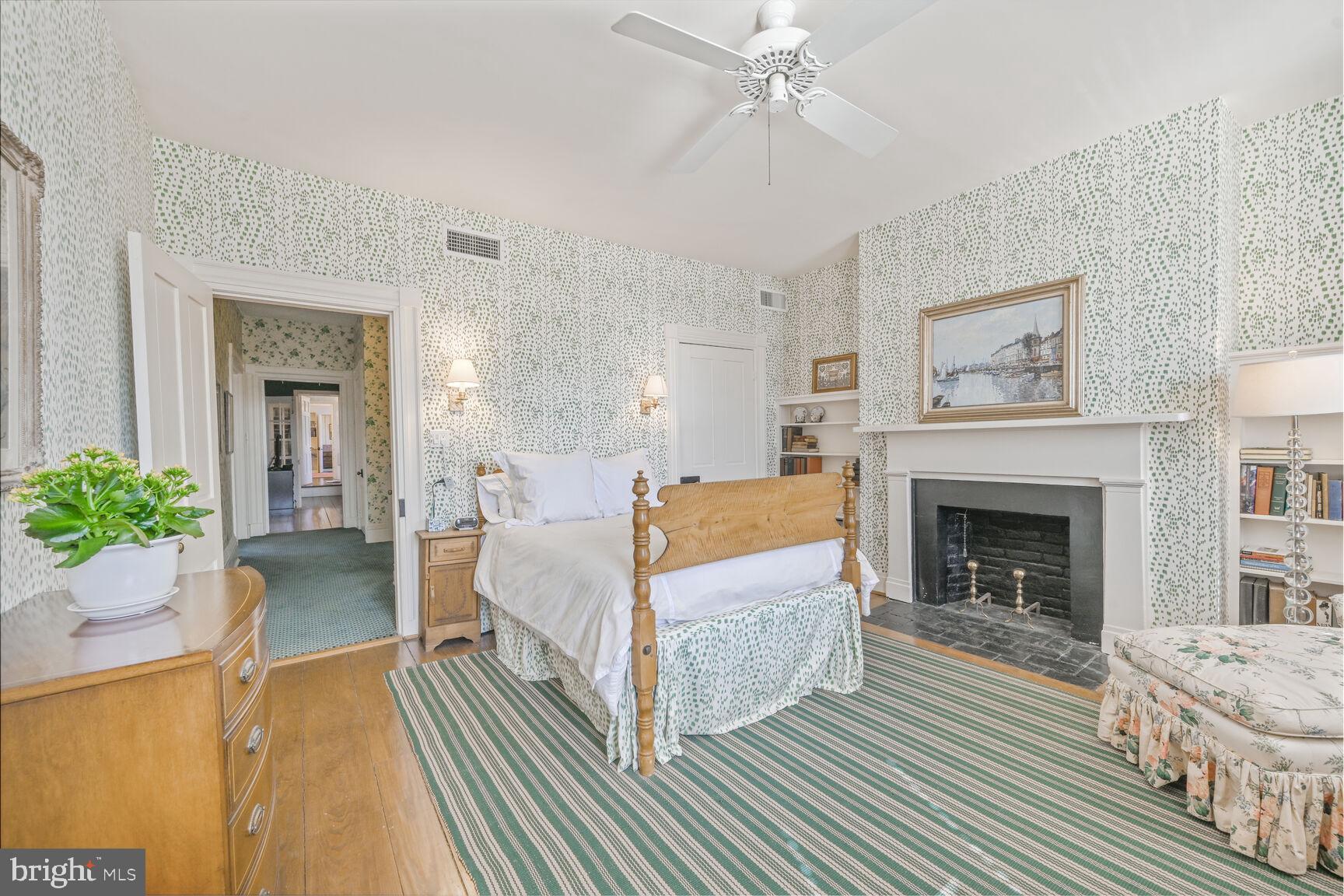 GEORGETOWN - Residential