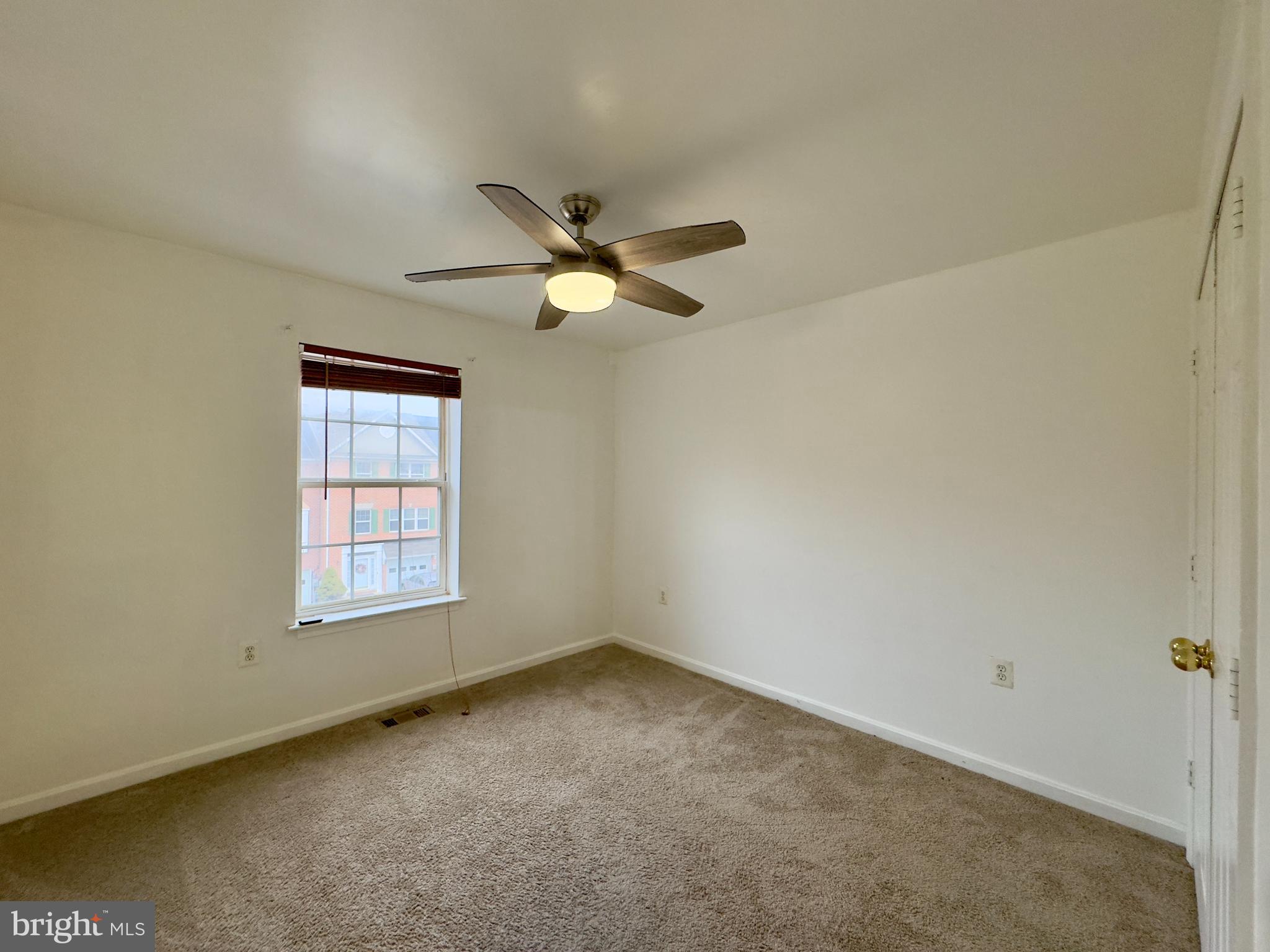 OWINGS MILLS - Residential Lease