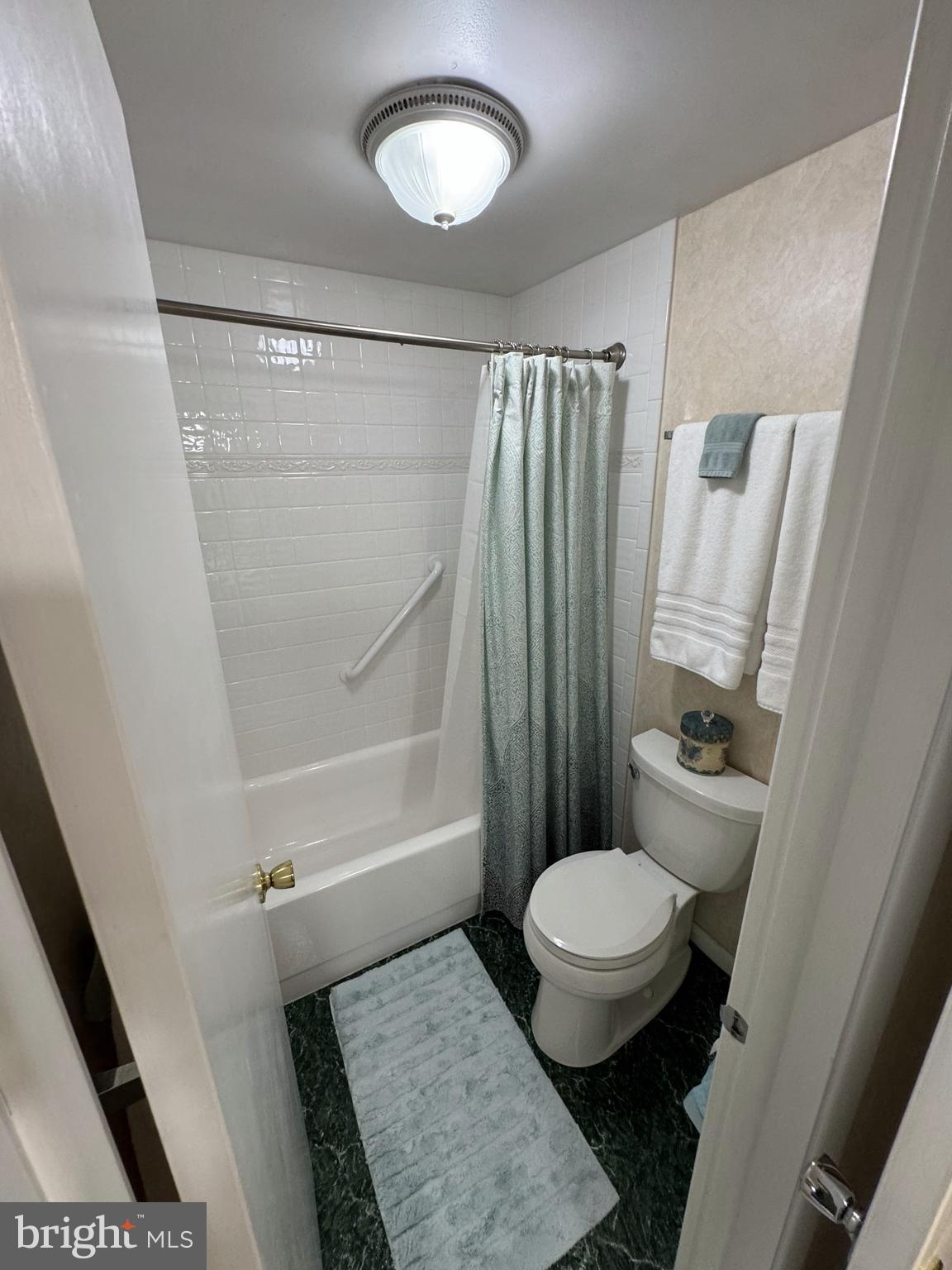 PARK FOREST VILLAGE - Residential