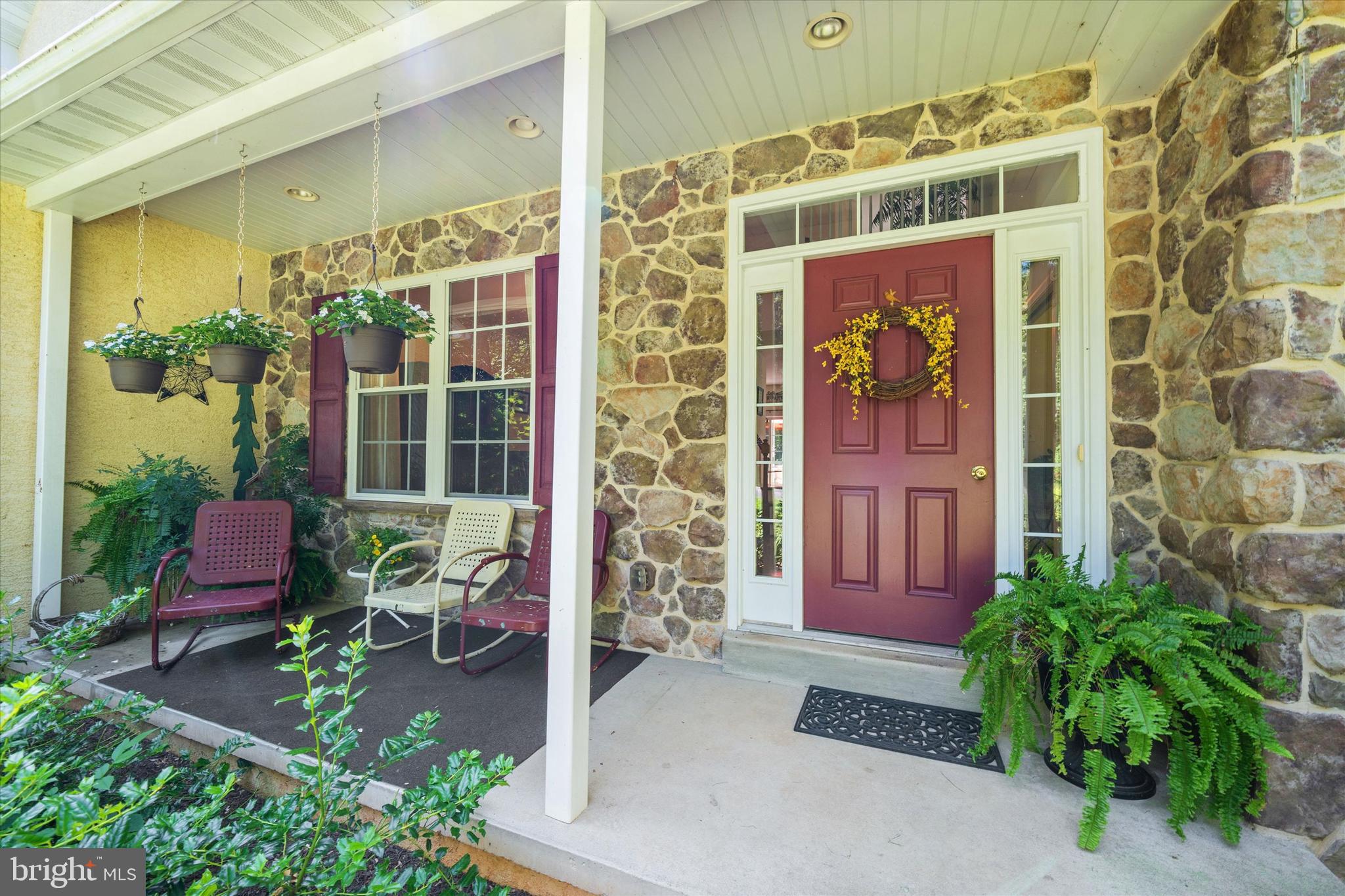 3044 CHESTNUT HILL ROAD