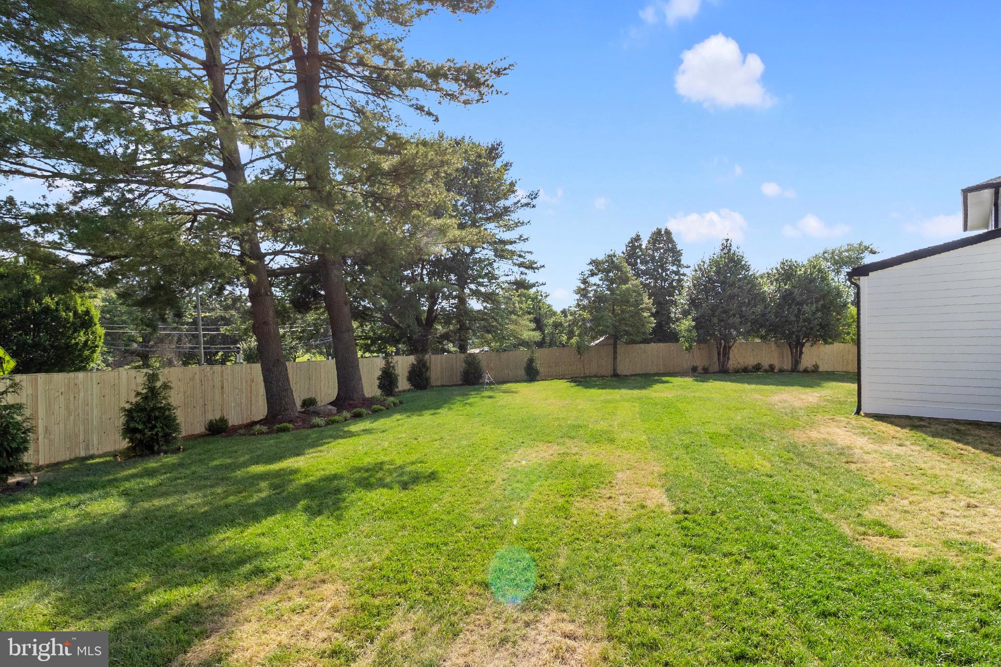 BROYHILLS MCLEAN ESTATES - Residential