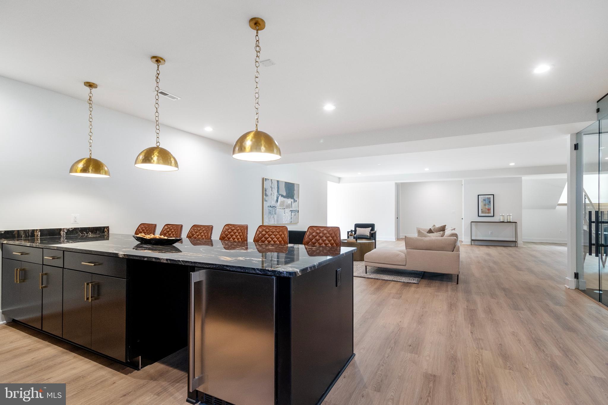 BROYHILLS MCLEAN ESTATES - Residential