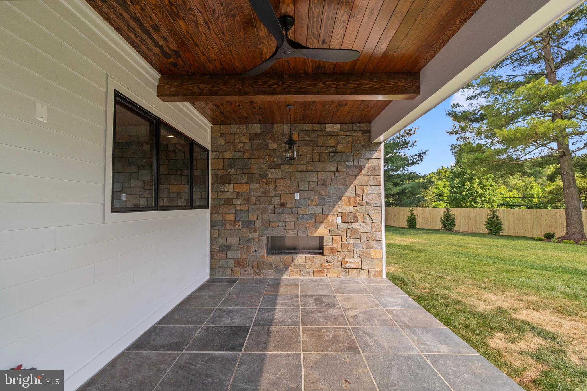 BROYHILLS MCLEAN ESTATES - Residential