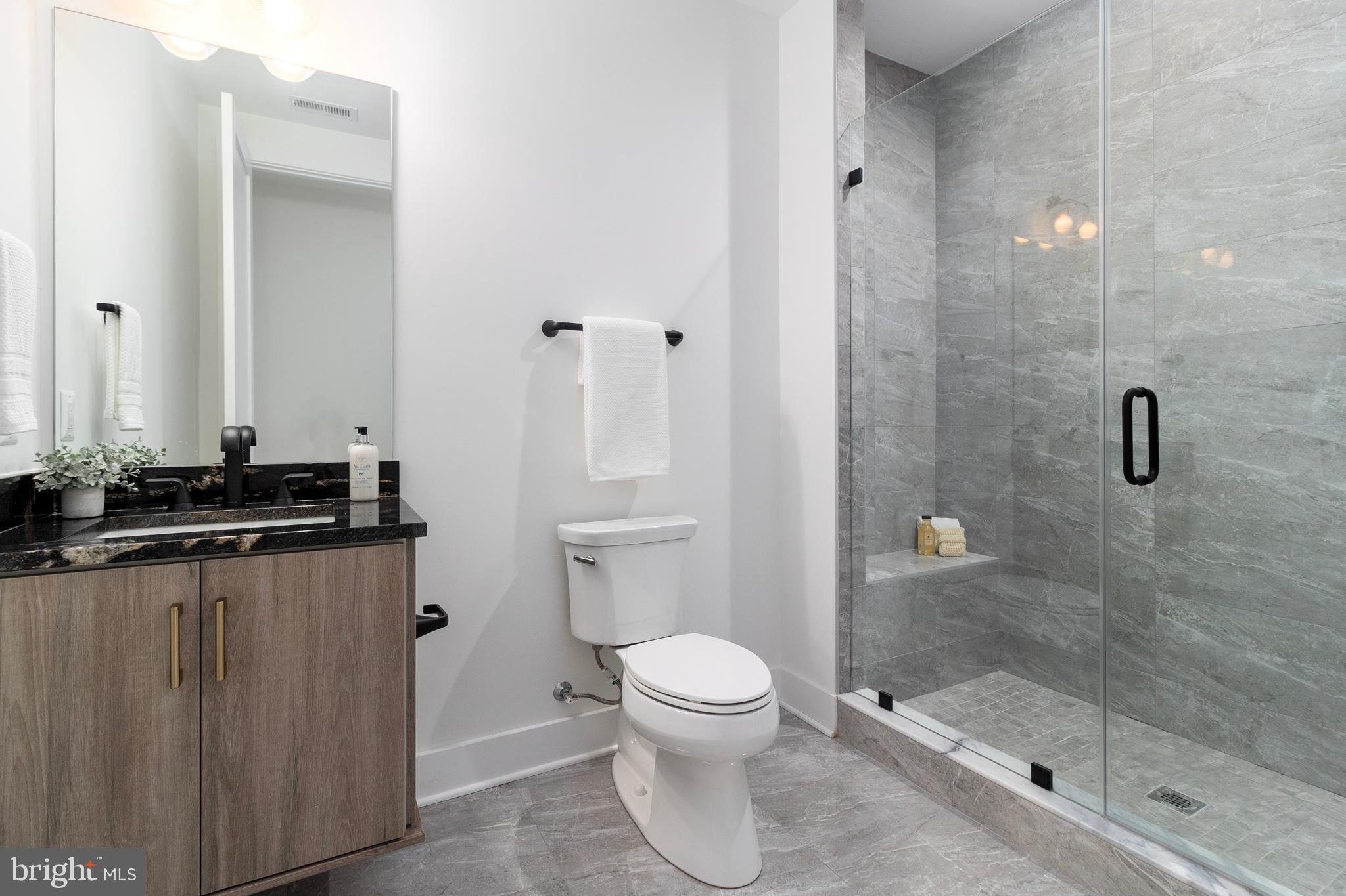 BROYHILLS MCLEAN ESTATES - Residential