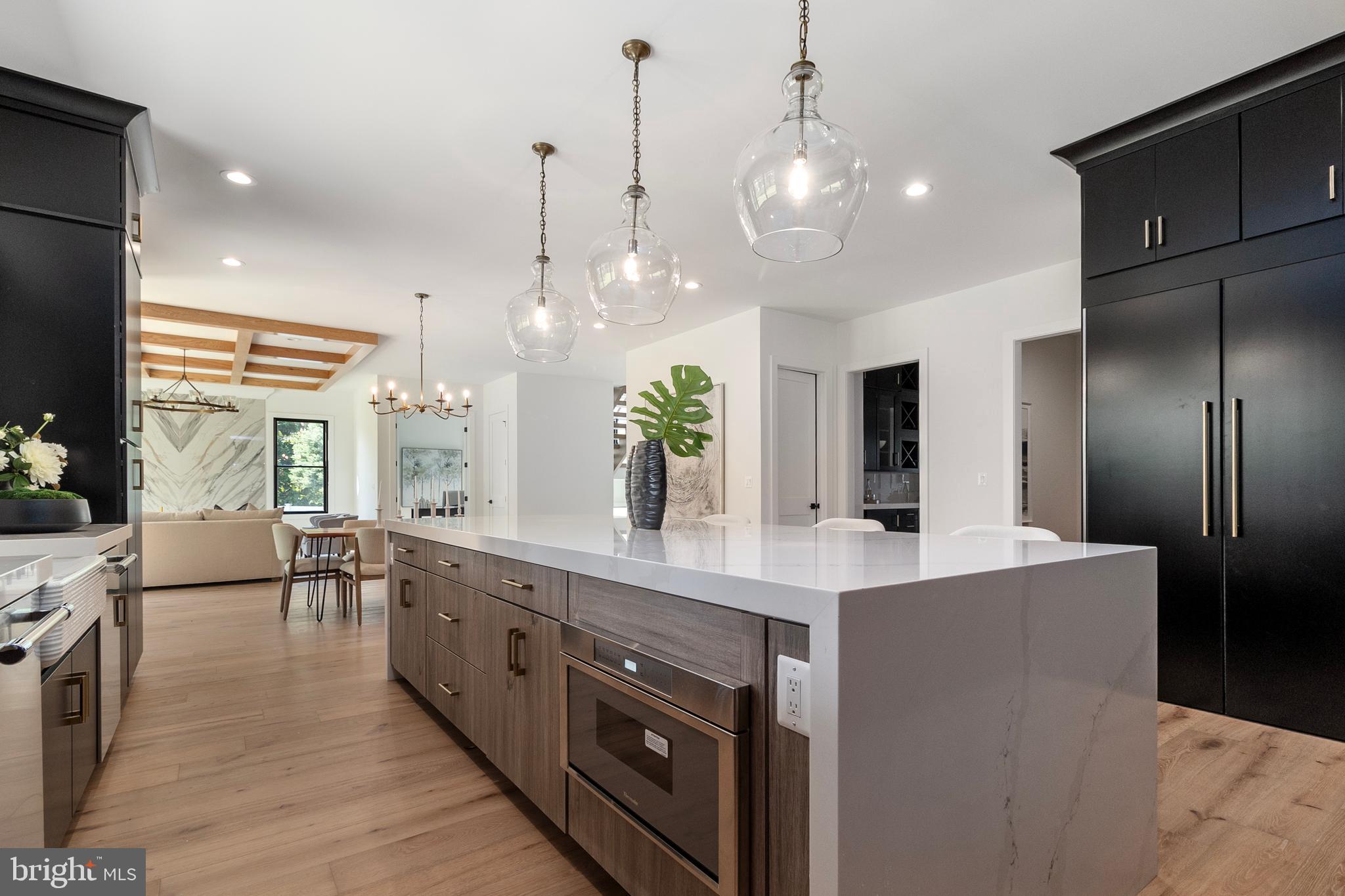 BROYHILLS MCLEAN ESTATES - Residential