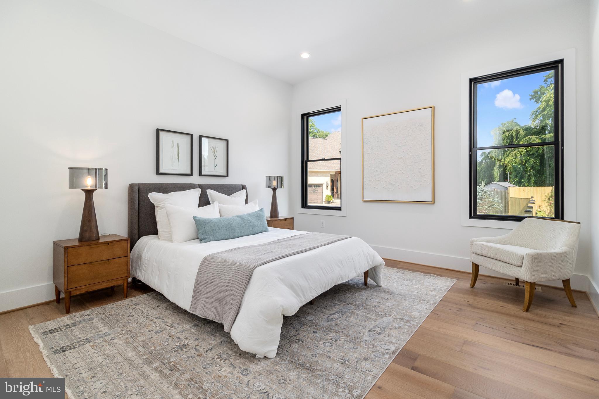 BROYHILLS MCLEAN ESTATES - Residential