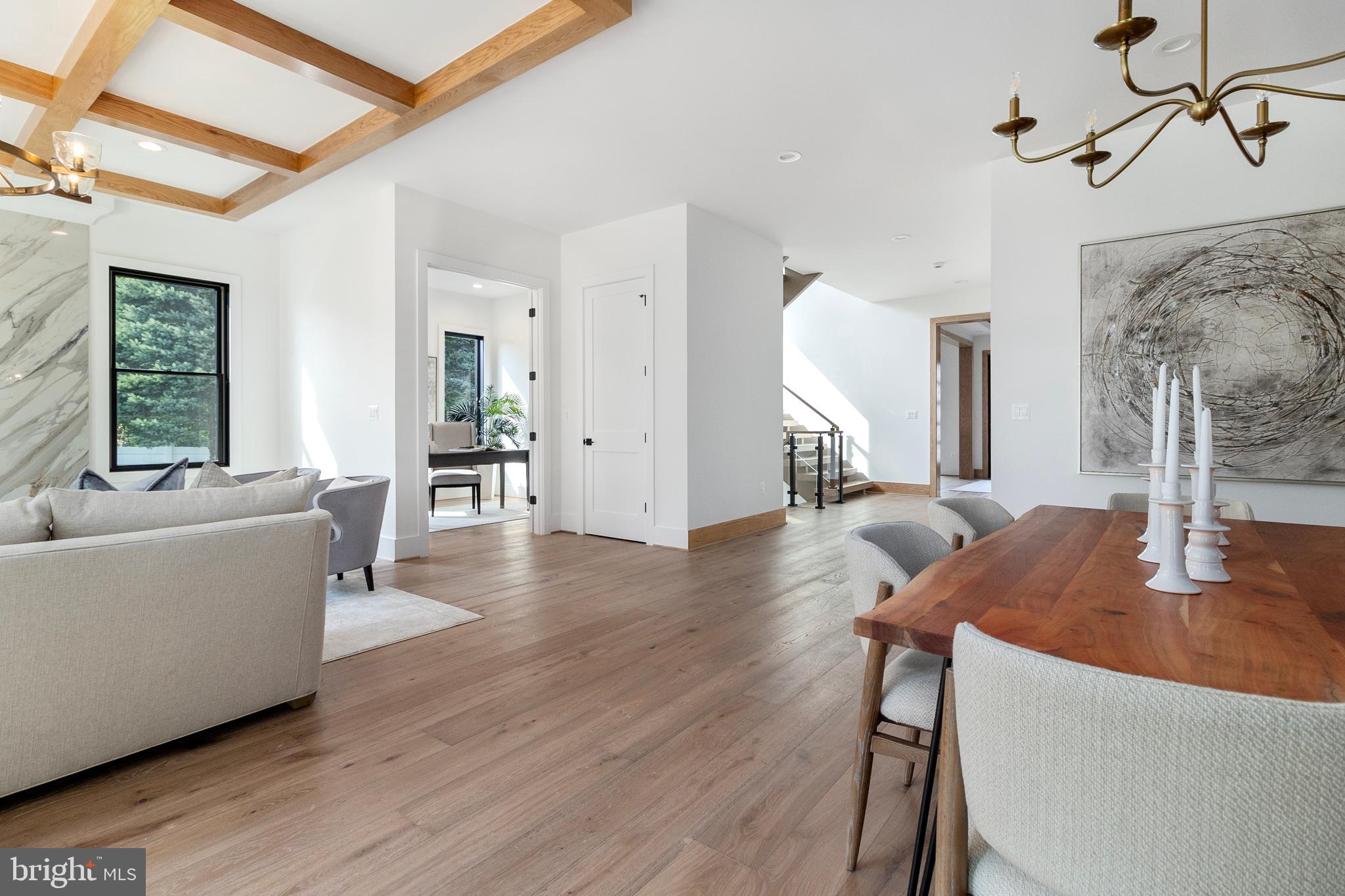 BROYHILLS MCLEAN ESTATES - Residential