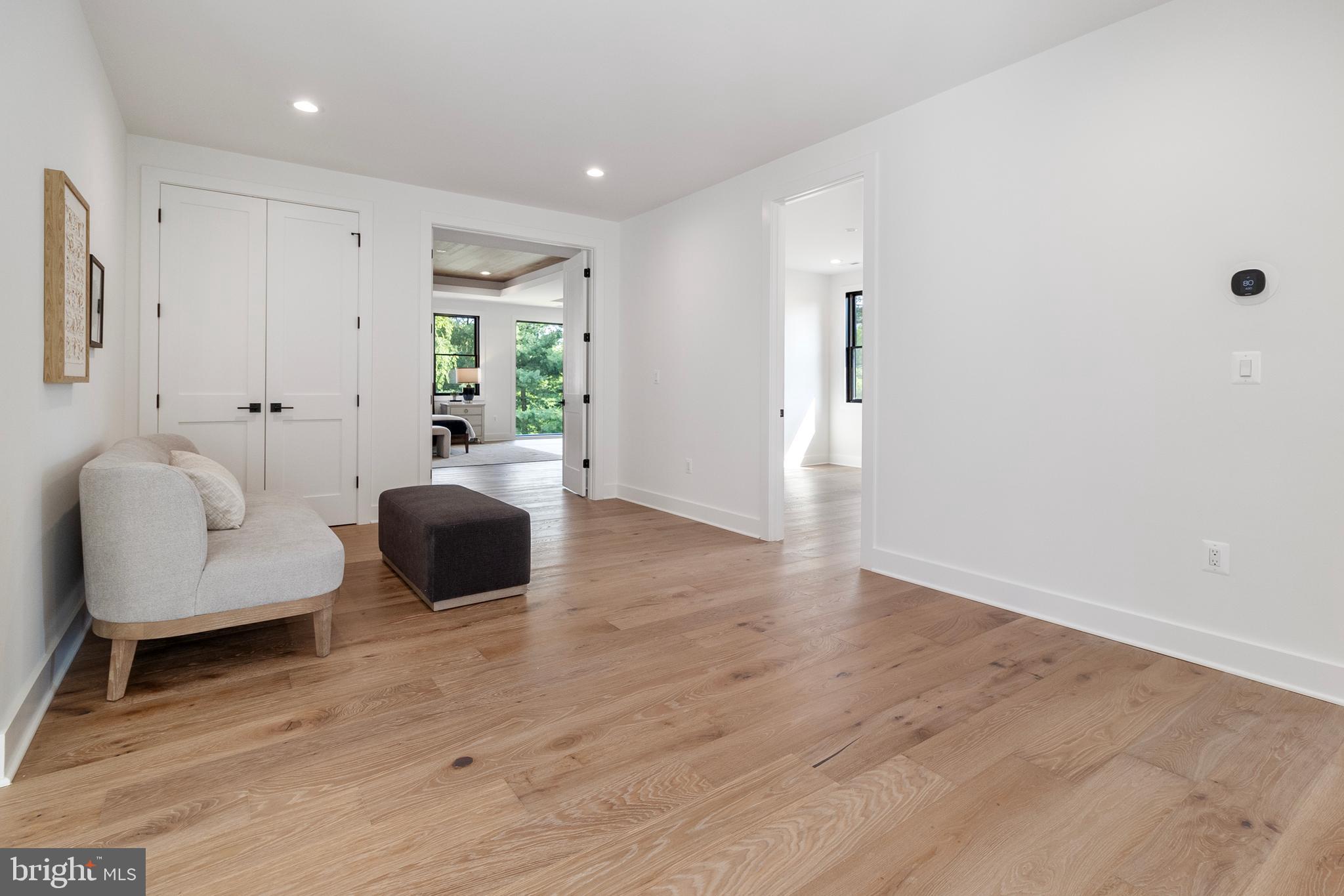 BROYHILLS MCLEAN ESTATES - Residential