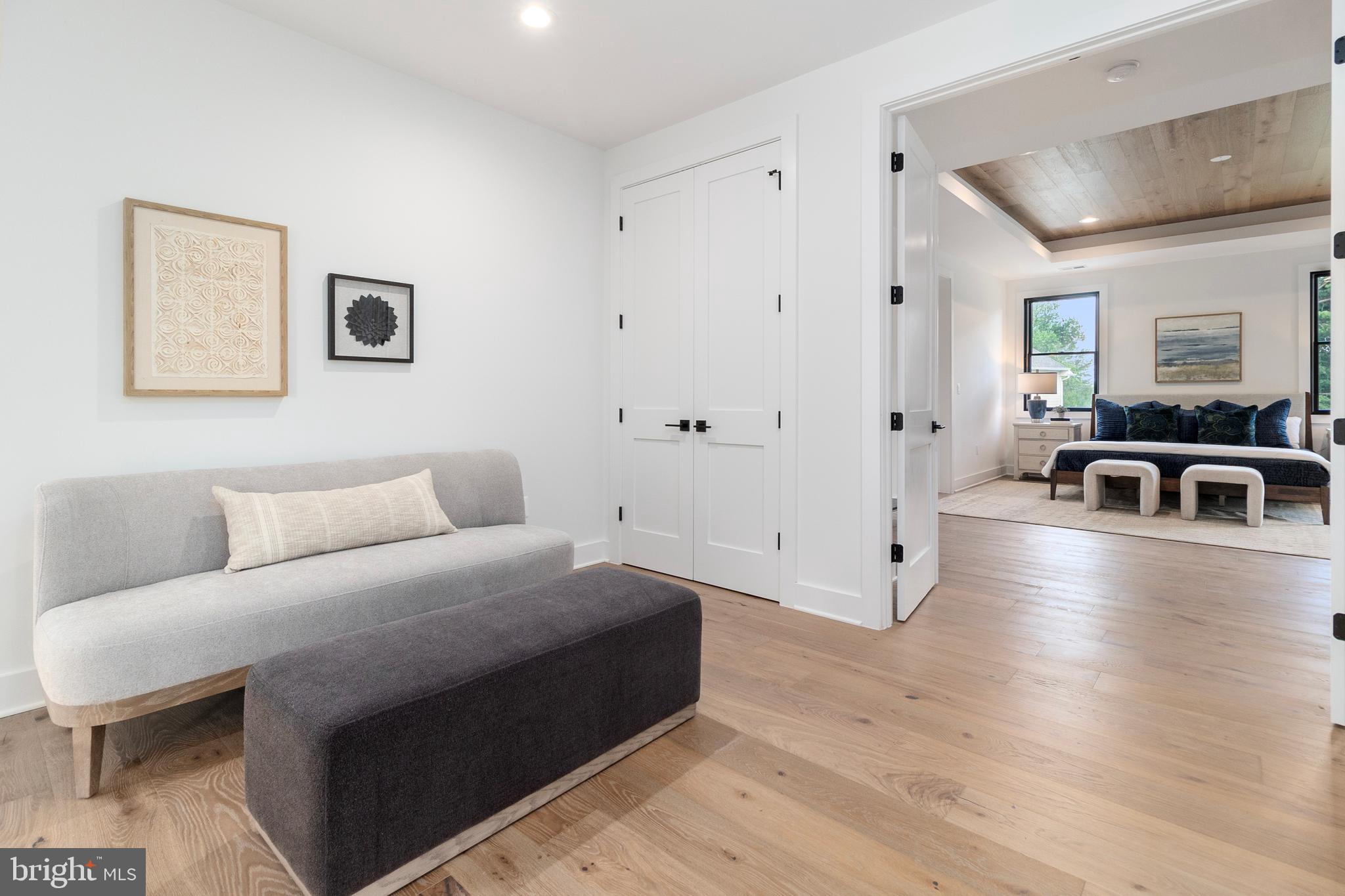 BROYHILLS MCLEAN ESTATES - Residential