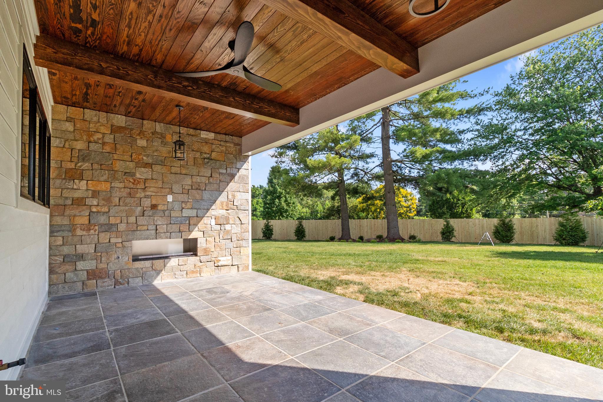 BROYHILLS MCLEAN ESTATES - Residential