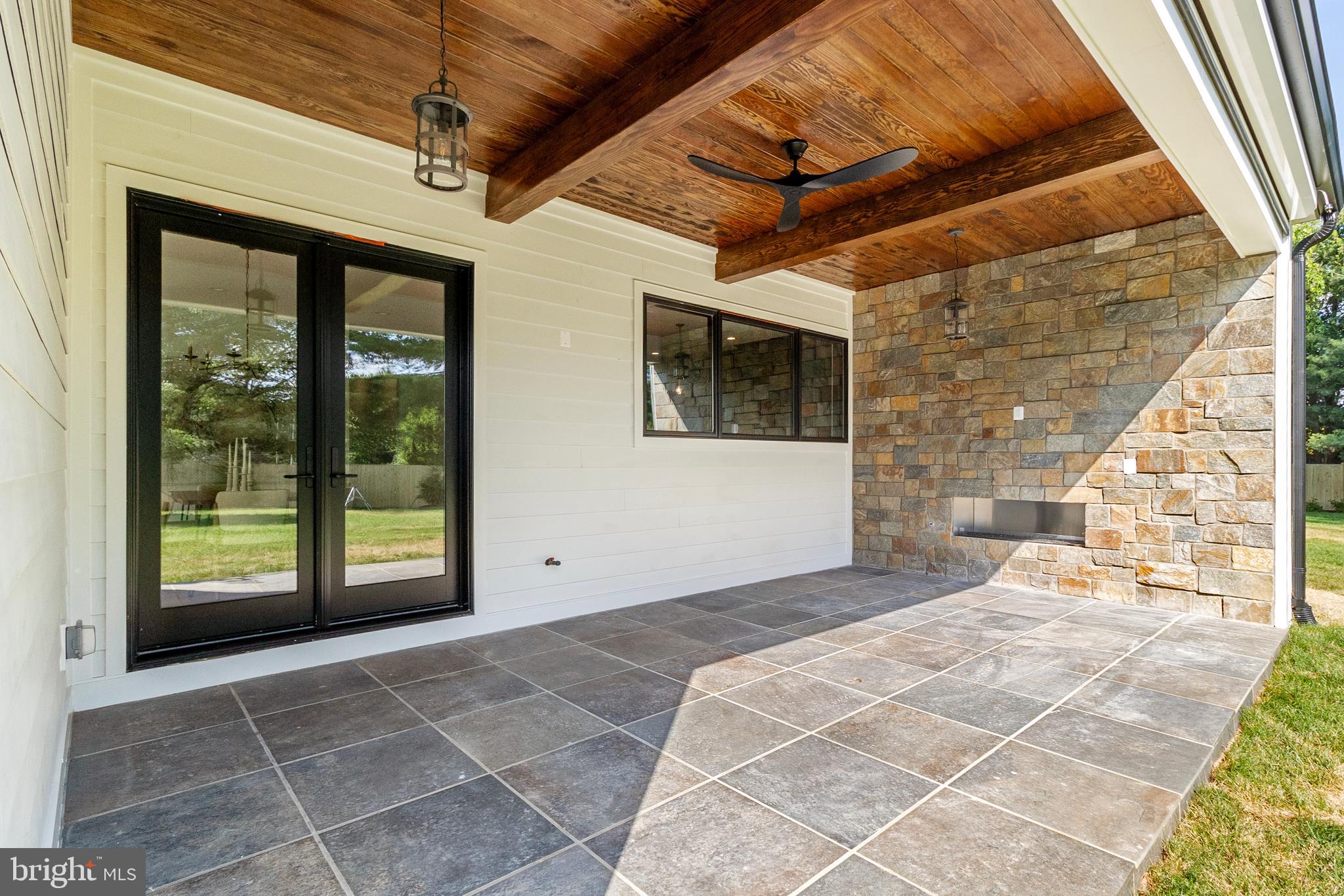 BROYHILLS MCLEAN ESTATES - Residential