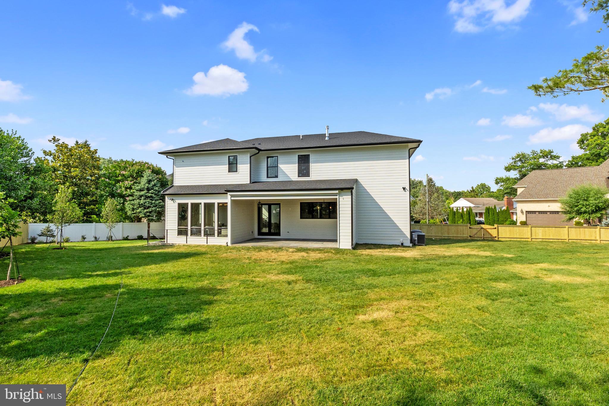 BROYHILLS MCLEAN ESTATES - Residential