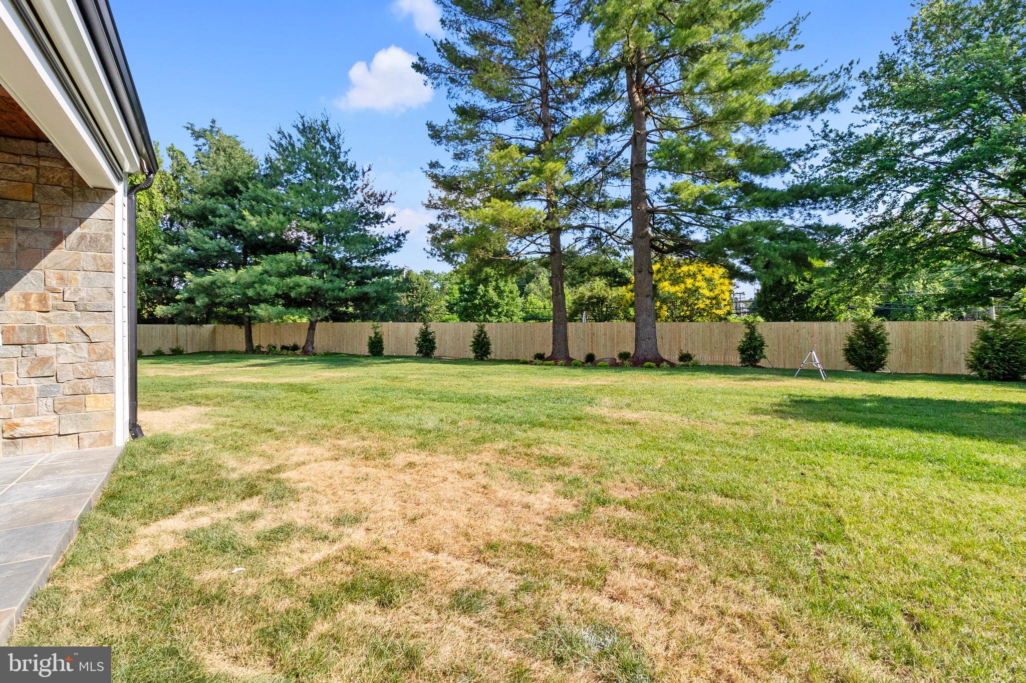 BROYHILLS MCLEAN ESTATES - Residential