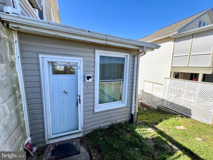 This adorable 2 bedroom 1 bathroom unit is located in the perfect spot right next to the Chesapeake Bay. Full size kitchen with dishwasher, separate dinning room, living room with lots of natural light and large windows. Separate laundry area with washer and dryer. All freshly painted and ready to be moved into!
Note unit has 7623 over front door. Walking distance to Chesapeake board walk and restaurants, and very close proximity to North Beach! Less than 40 minute commute to Joint Base Andrews, approximately 45 minutes to Annapolis and DC. PLEASE NOTE! In addition to rent, there is a $70 per month water bill. **THERE IS ONLY 1 ASSIGNED PARKING SPACE.**