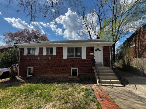 Homes For Sale - 4105 Norcross St<br/> TEMPLE HILLS, MD 20748