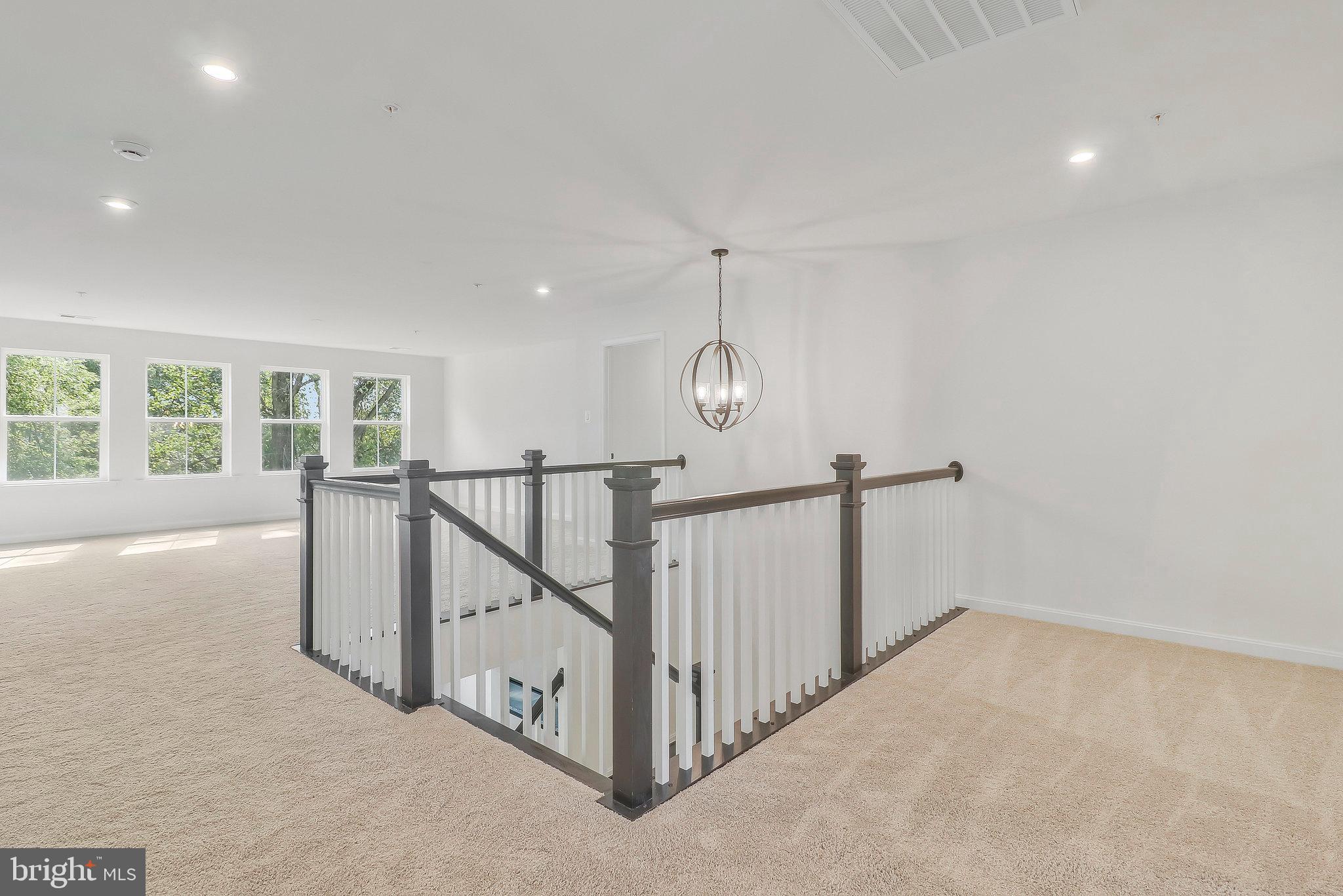 VINCENT ESTATES - Residential