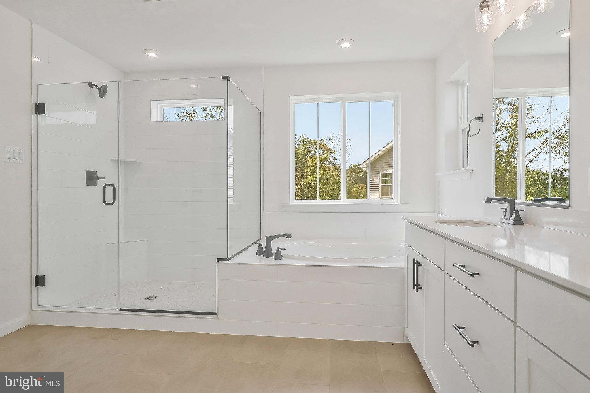 VINCENT ESTATES - Residential