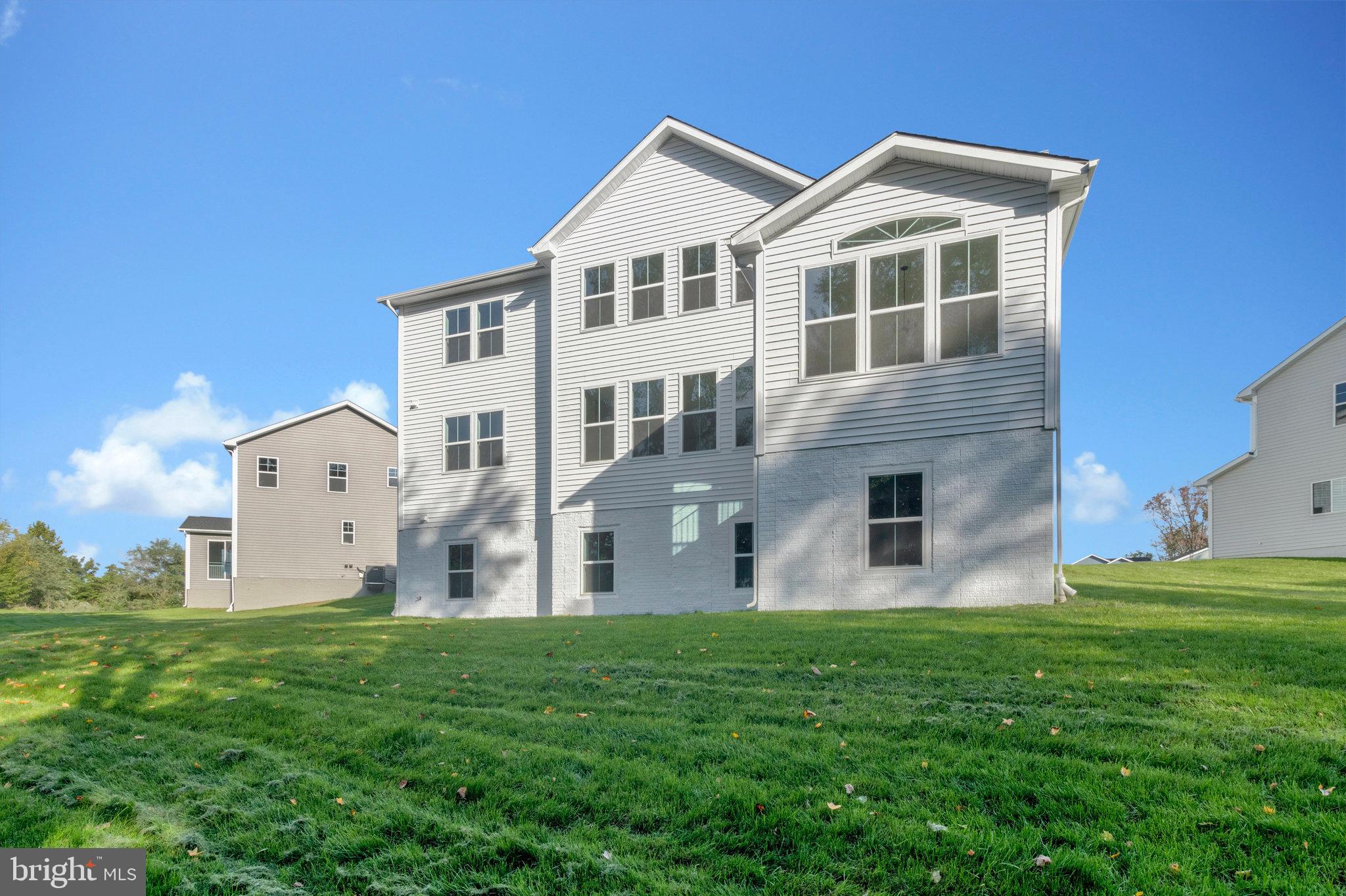 VINCENT ESTATES - Residential