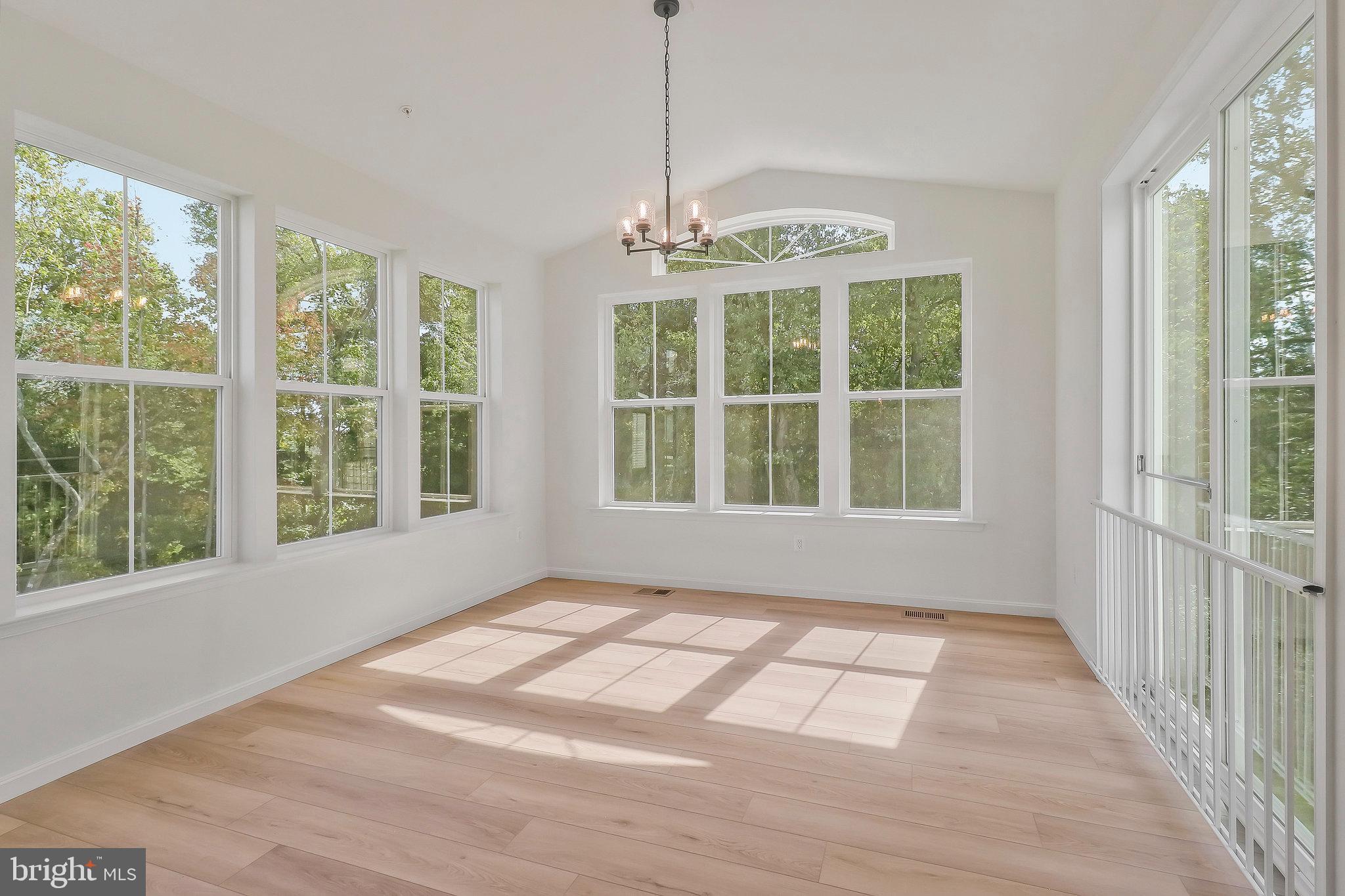 VINCENT ESTATES - Residential