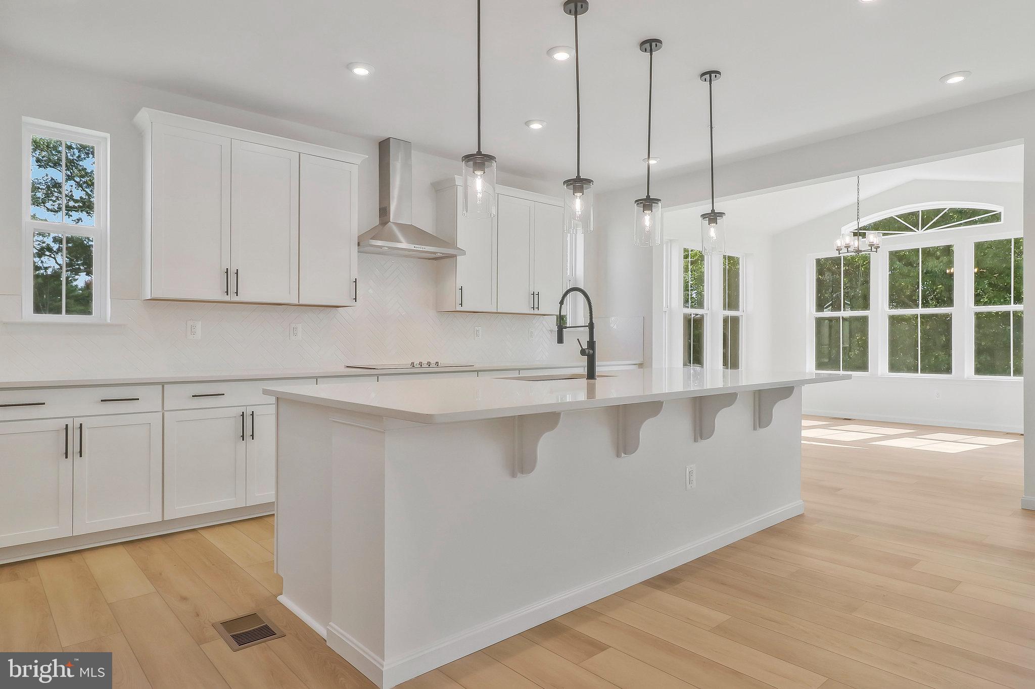 VINCENT ESTATES - Residential