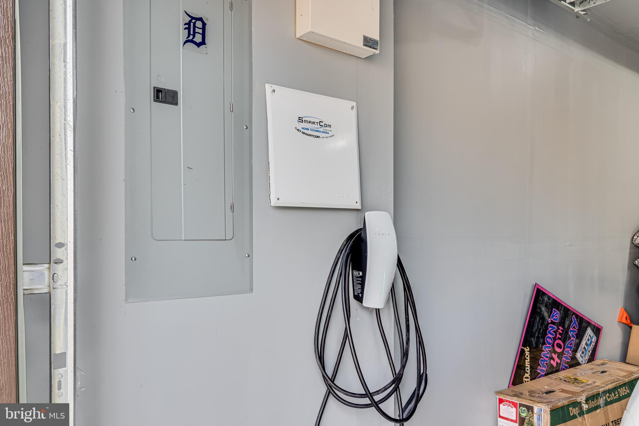 HAMILTON PARK - Residential