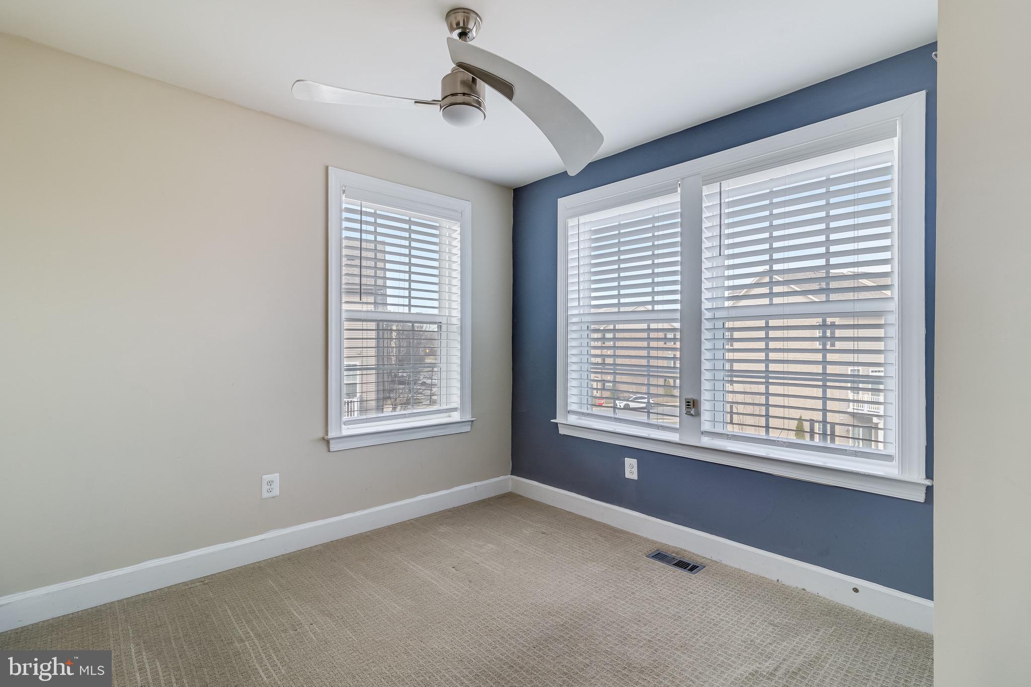 HAMILTON PARK - Residential