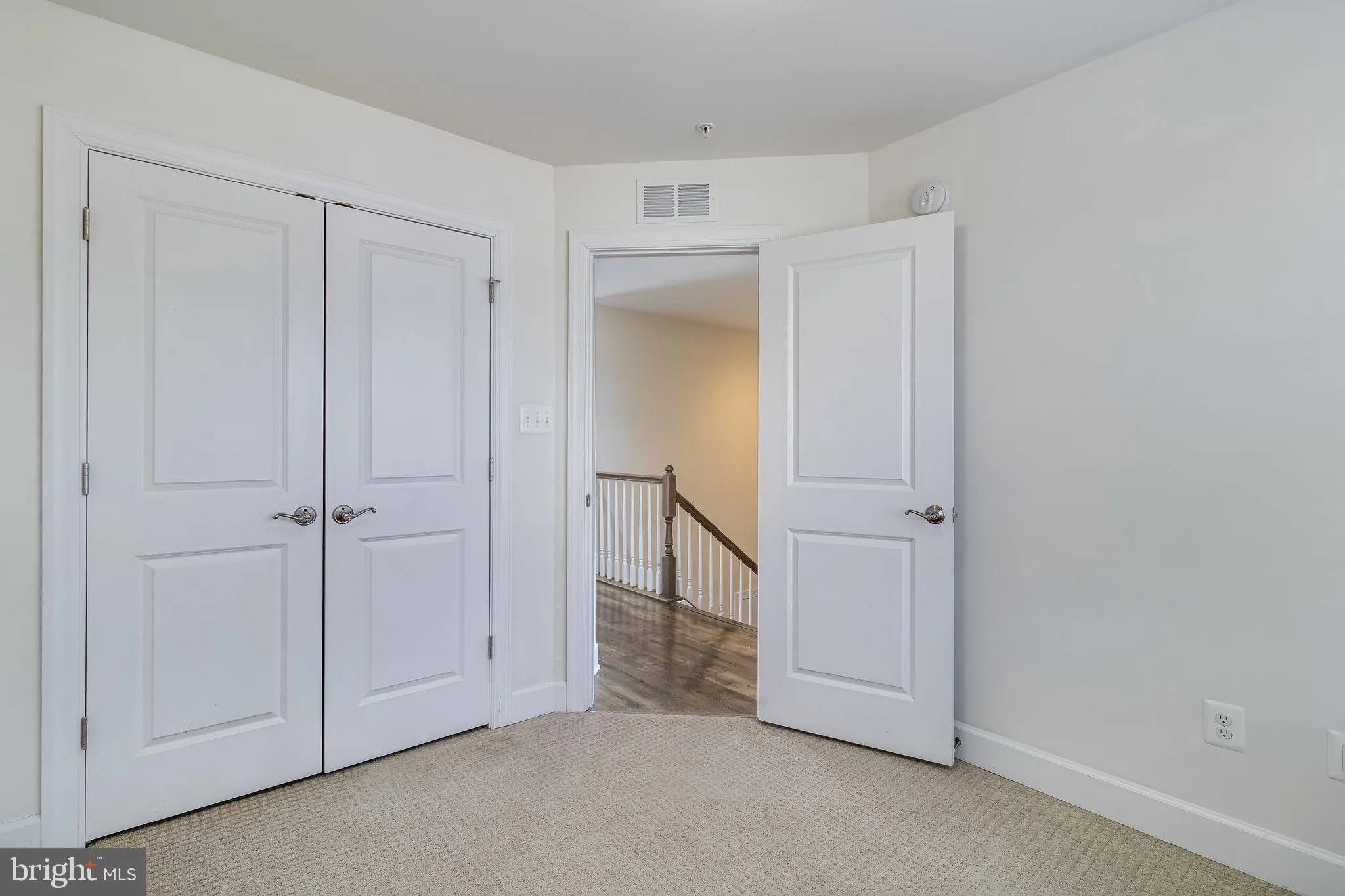 Waldorf, Maryland 20601, United States, 3 Bedrooms Bedrooms, ,4 BathroomsBathrooms,Residential,Active,252371