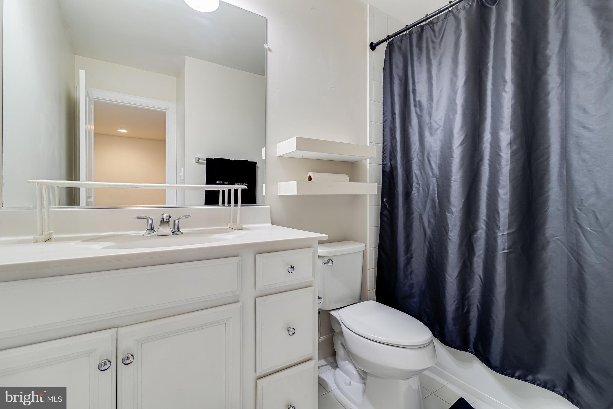 HAMILTON PARK - Residential