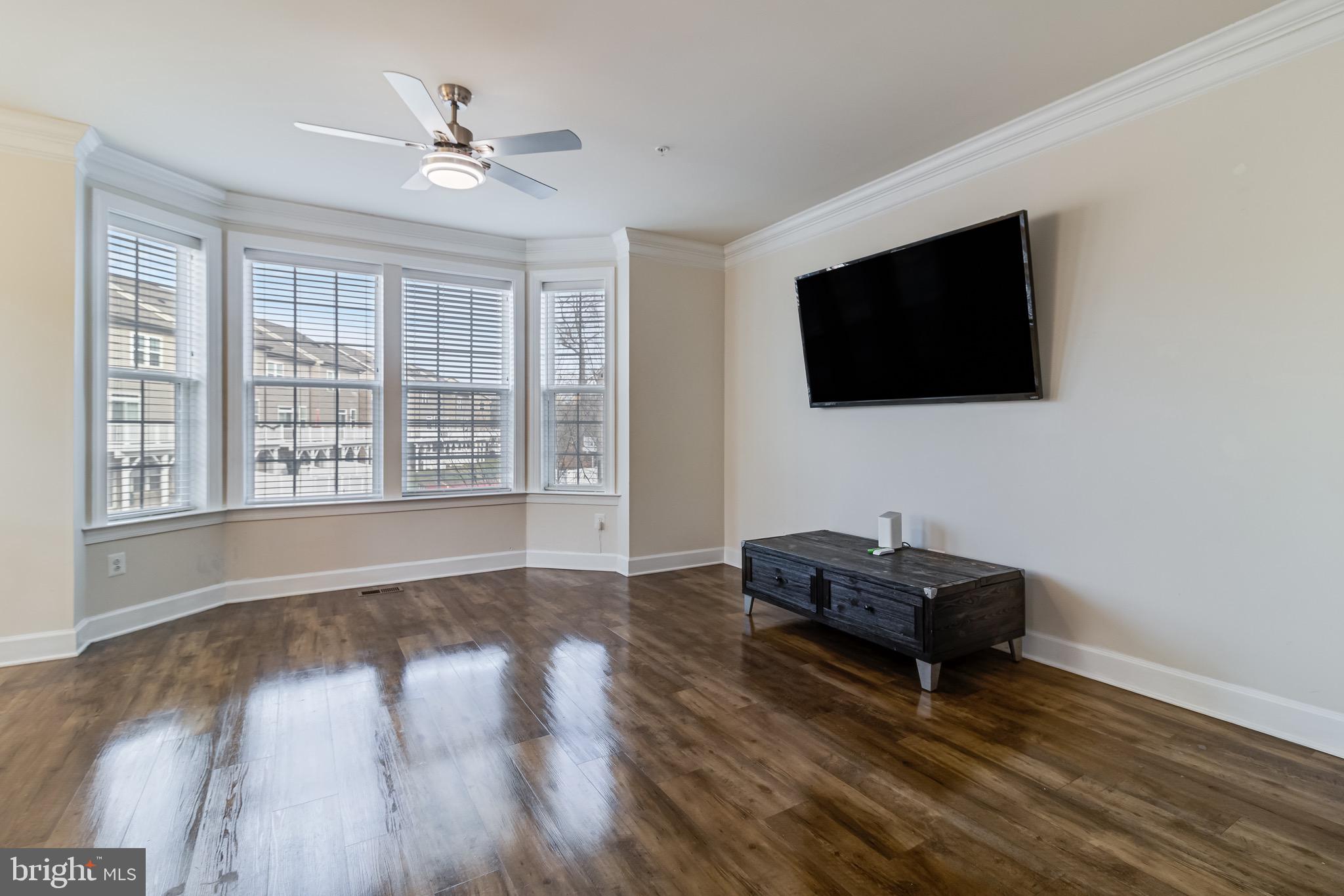 2801 GOLDEN GATE COURT