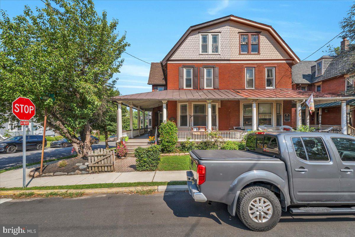 84 N MAPLE STREET