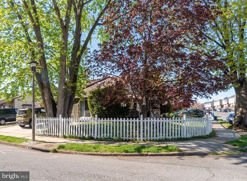 Photo of 3712 Ronnald Drive, PHILADELPHIA, PA 19154 (MLS # PAPH2610904)