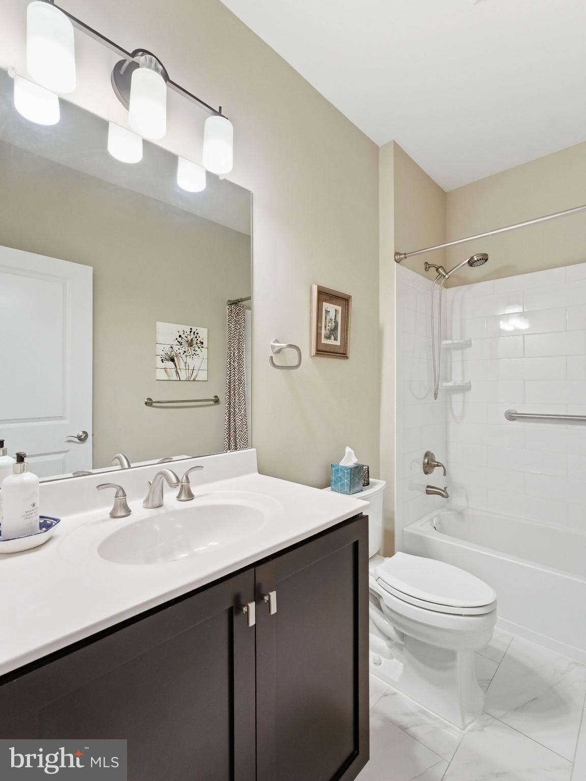 REGENCY AT YARDLEY - Residential