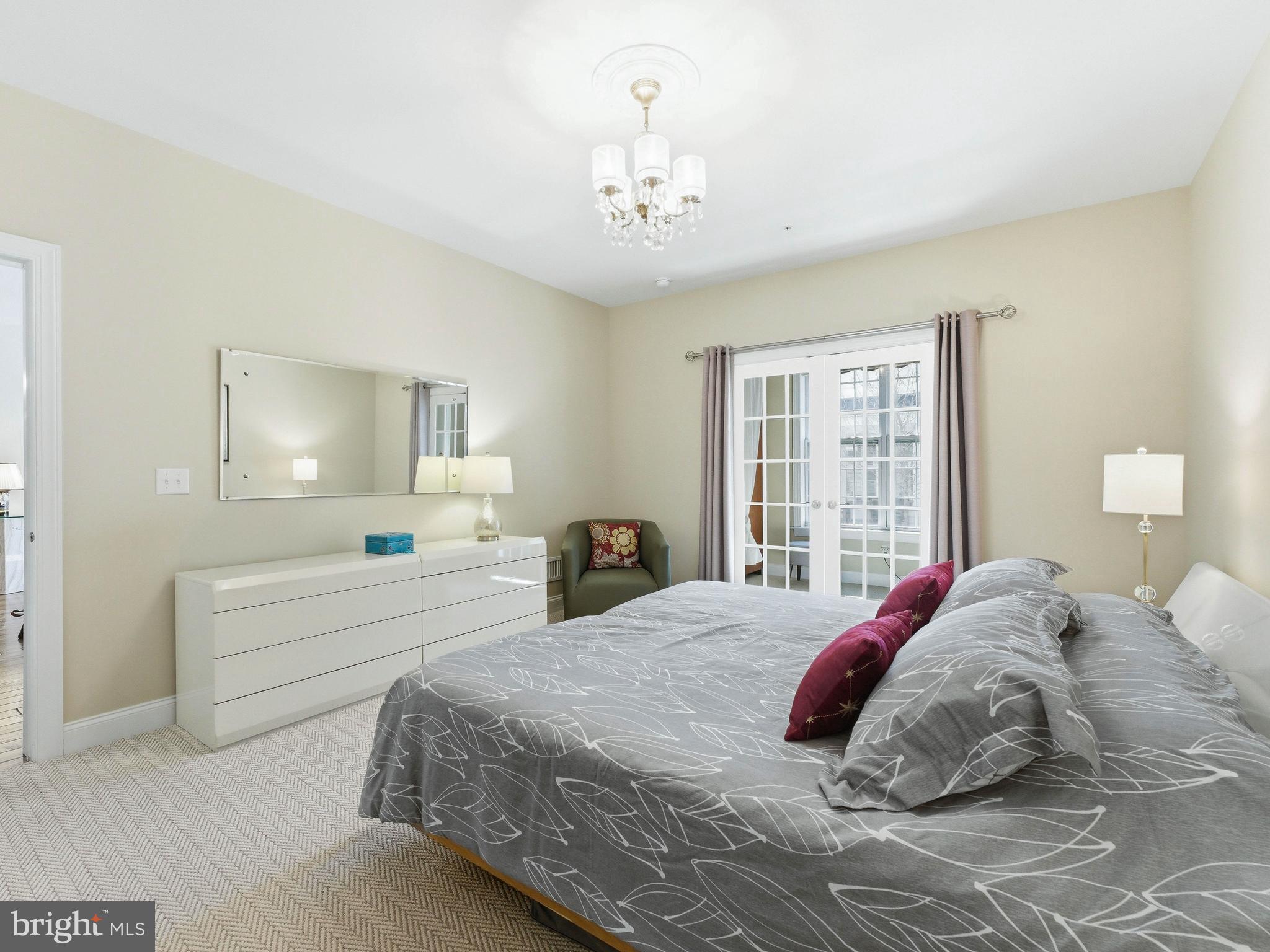 REGENCY AT YARDLEY - Residential