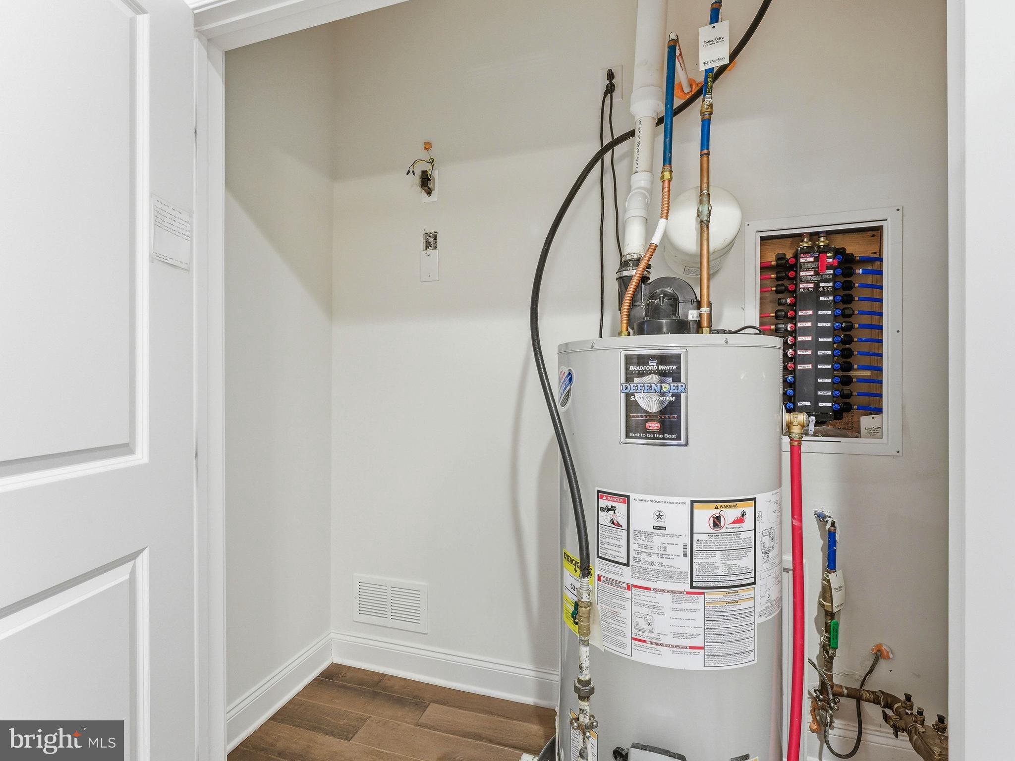 REGENCY AT YARDLEY - Residential