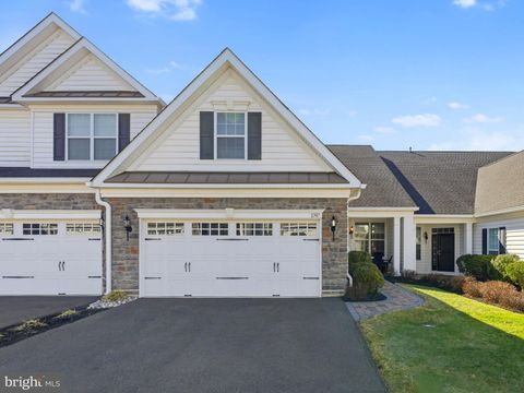 Townhouse For Sale - 1747 Locust Drive<br/> YARDLEY, PA 19067