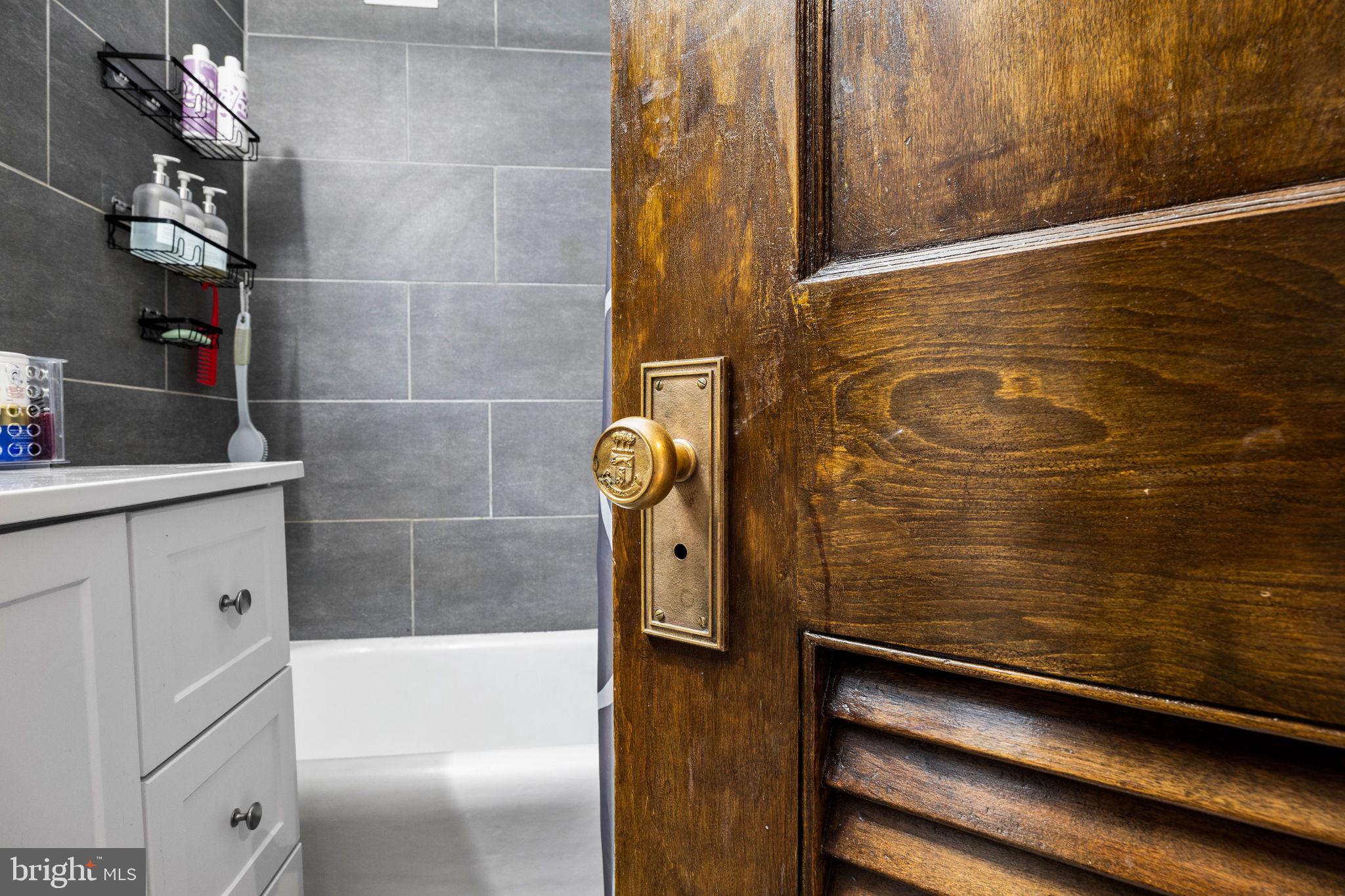 WASHINGTON SQ WEST - Residential