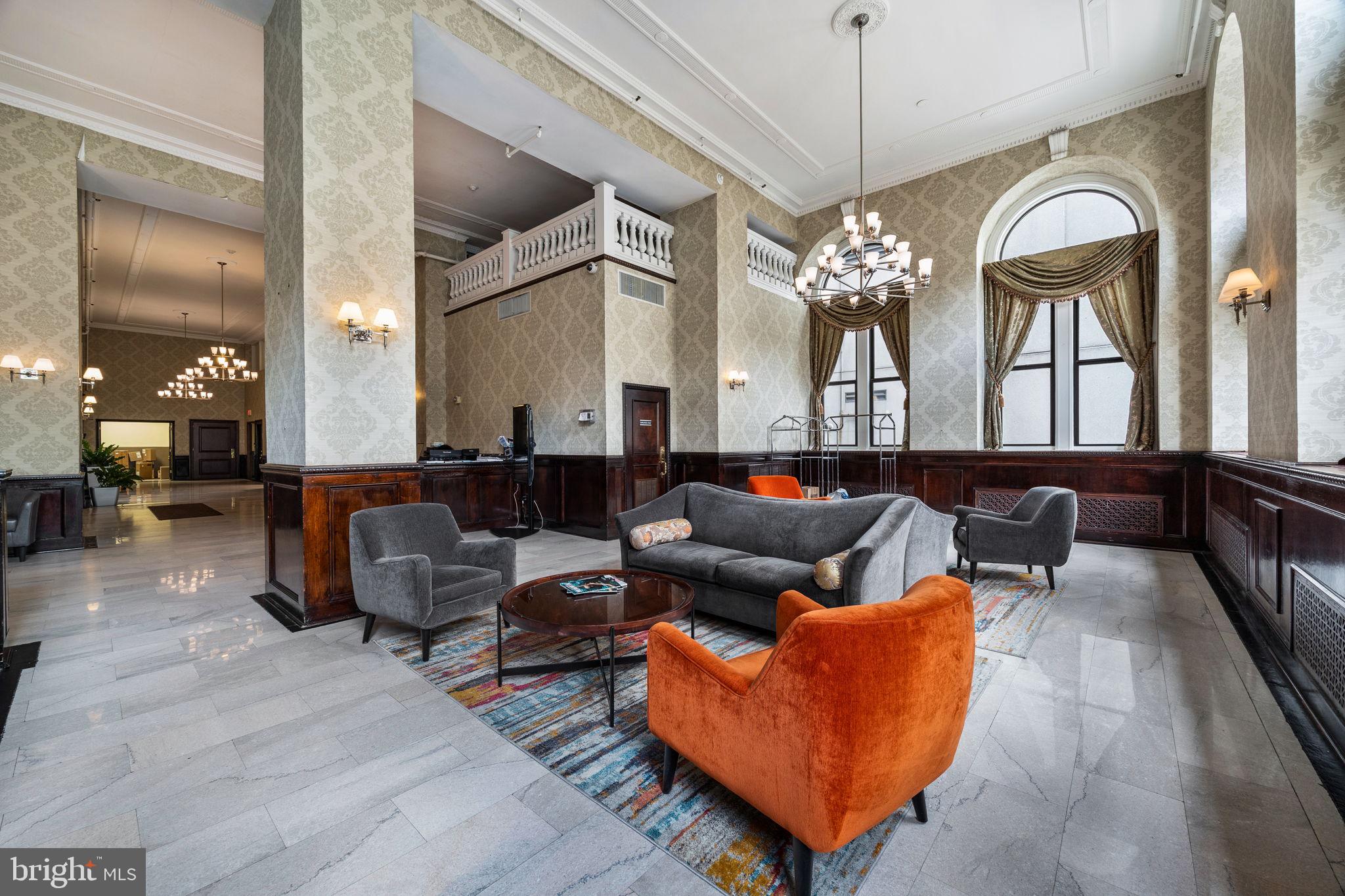 WASHINGTON SQ WEST - Residential