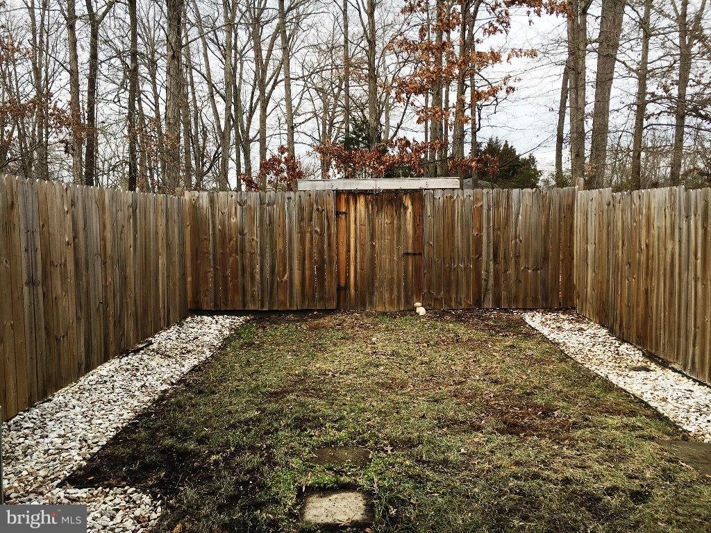 BAY RIDGE ESTATES - Residential Lease