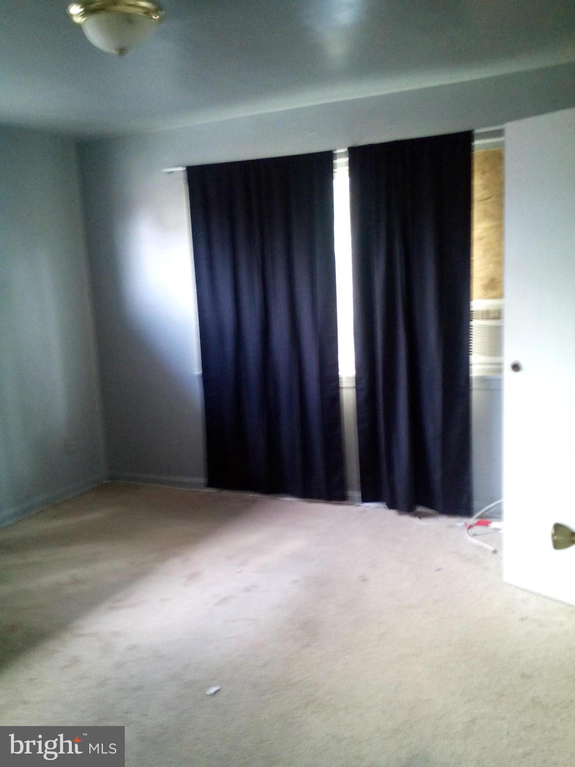 GLASSMANOR - Residential