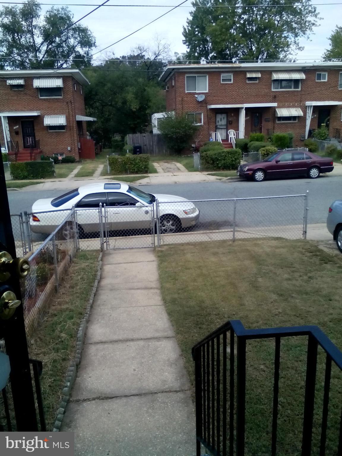 GLASSMANOR - Residential