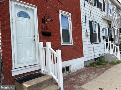 325 S BROADWAY GLOUCESTER CITY NJ 08030