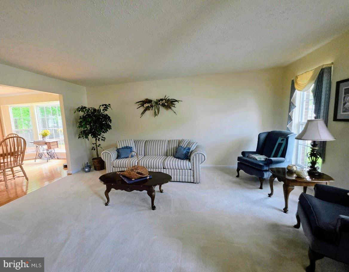 2465 WOODLAND COURT