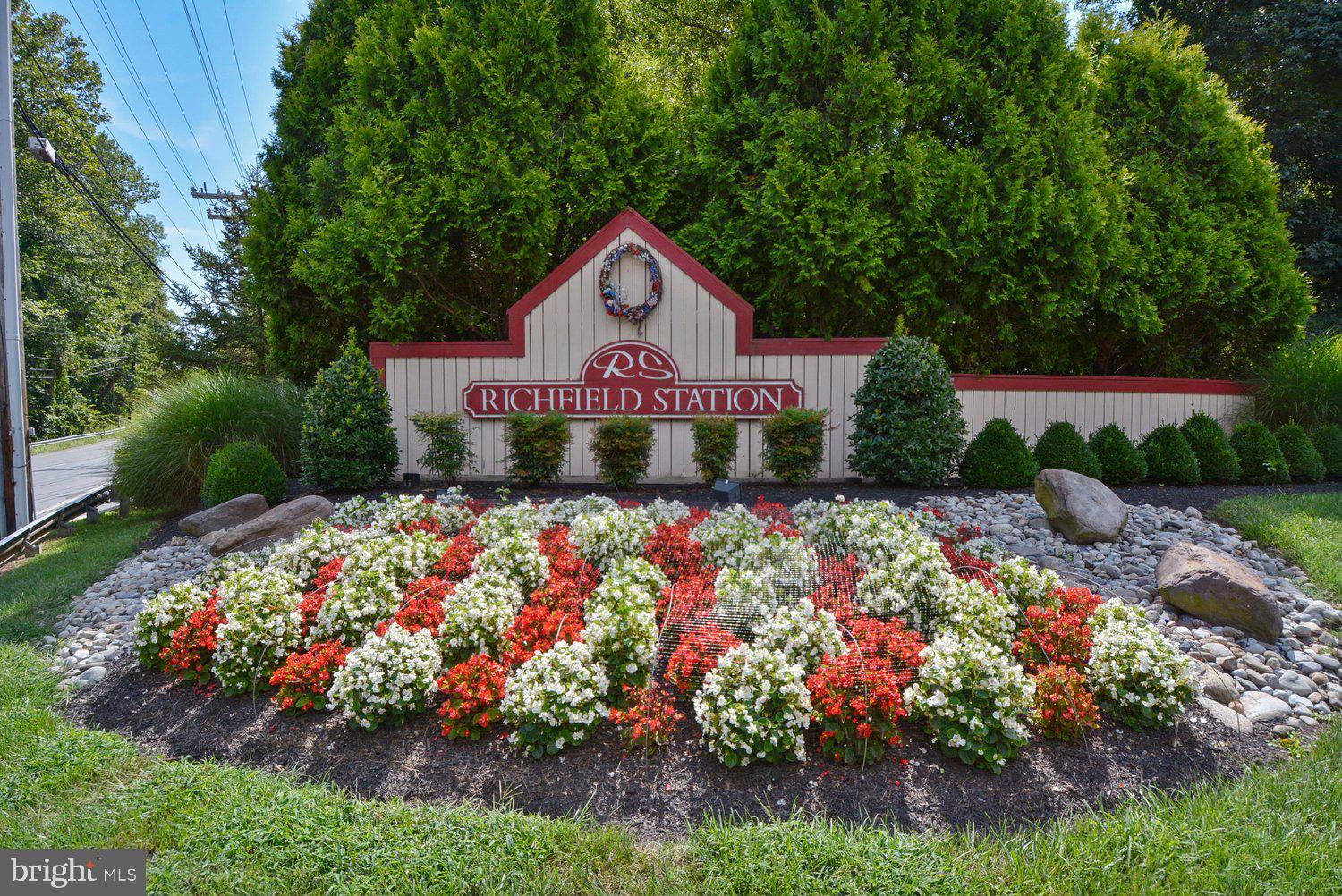 RICHFIELD STATION VILLAGE - Residential