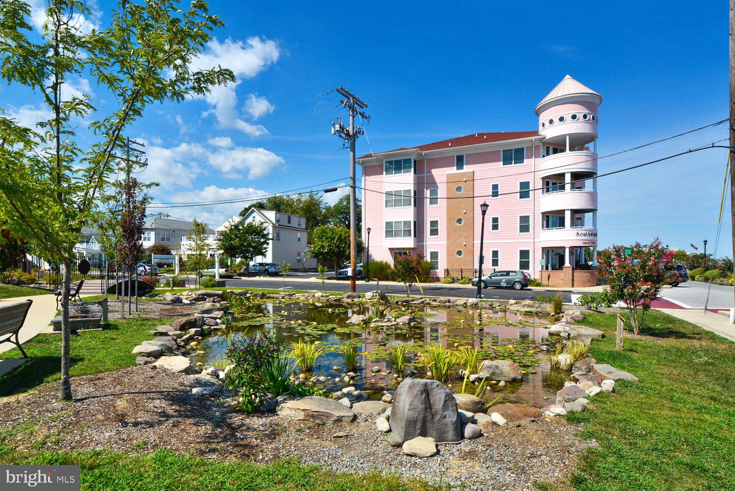 RICHFIELD STATION VILLAGE - Residential