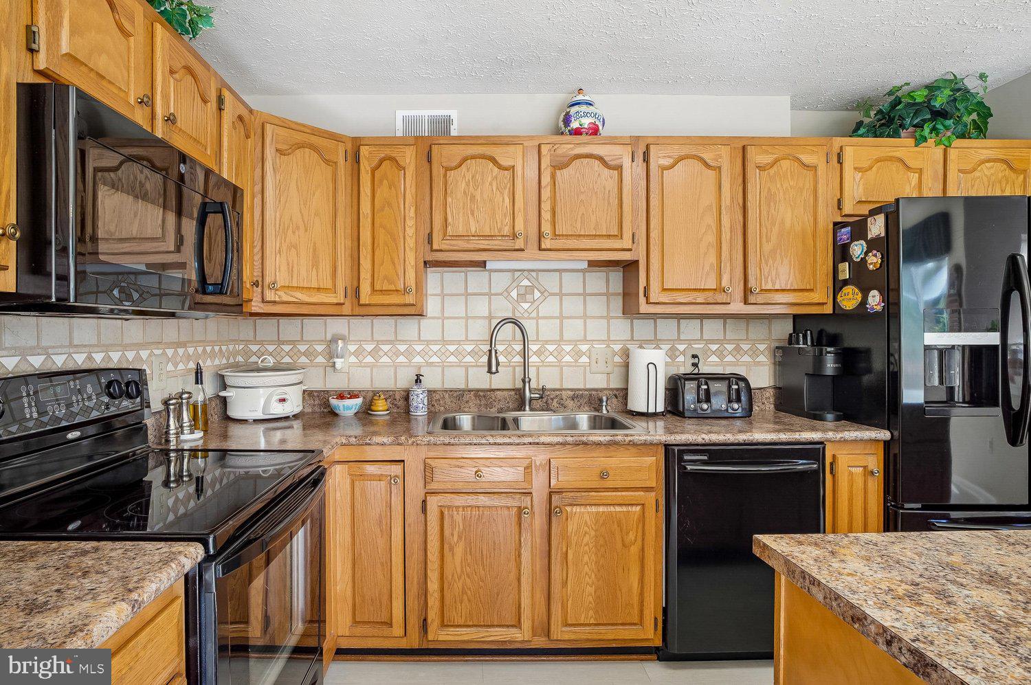 RICHFIELD STATION VILLAGE - Residential