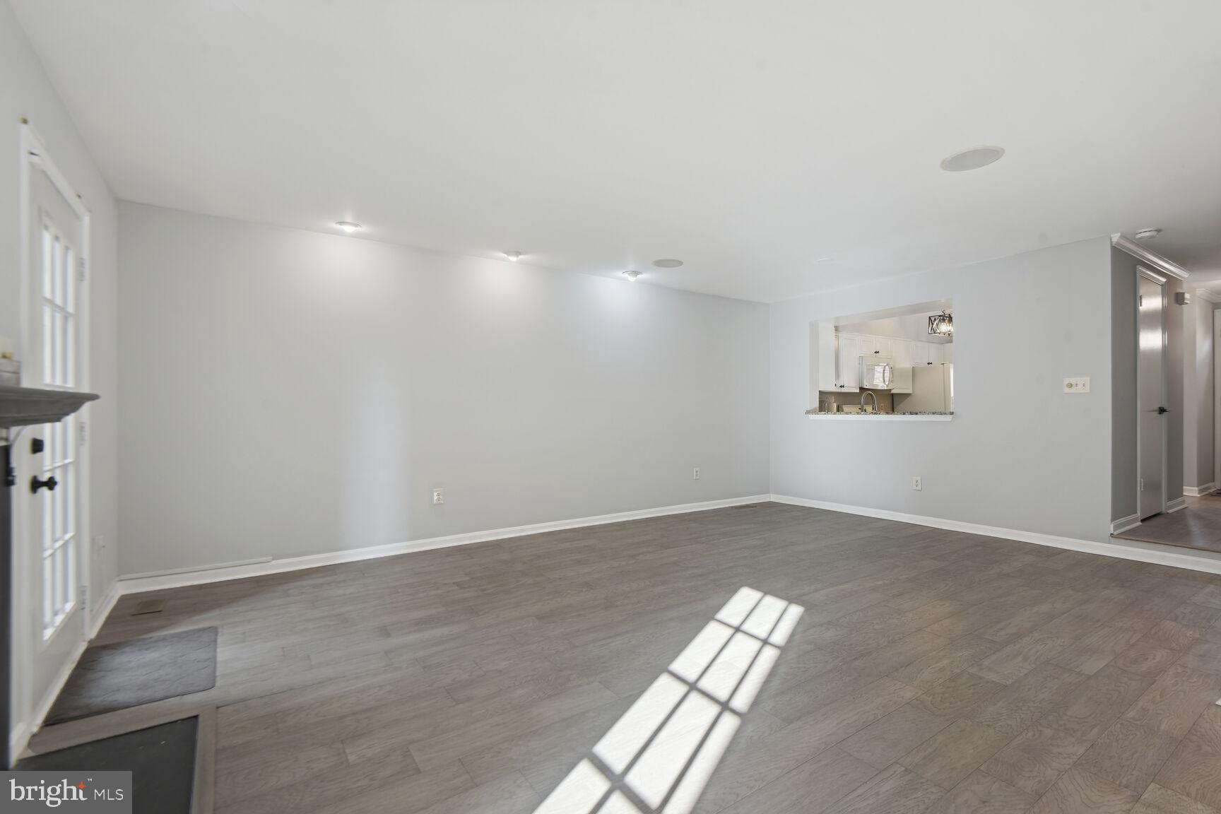 YACHT CLUB AT SEQUOIA VILLAGE - Residential Lease