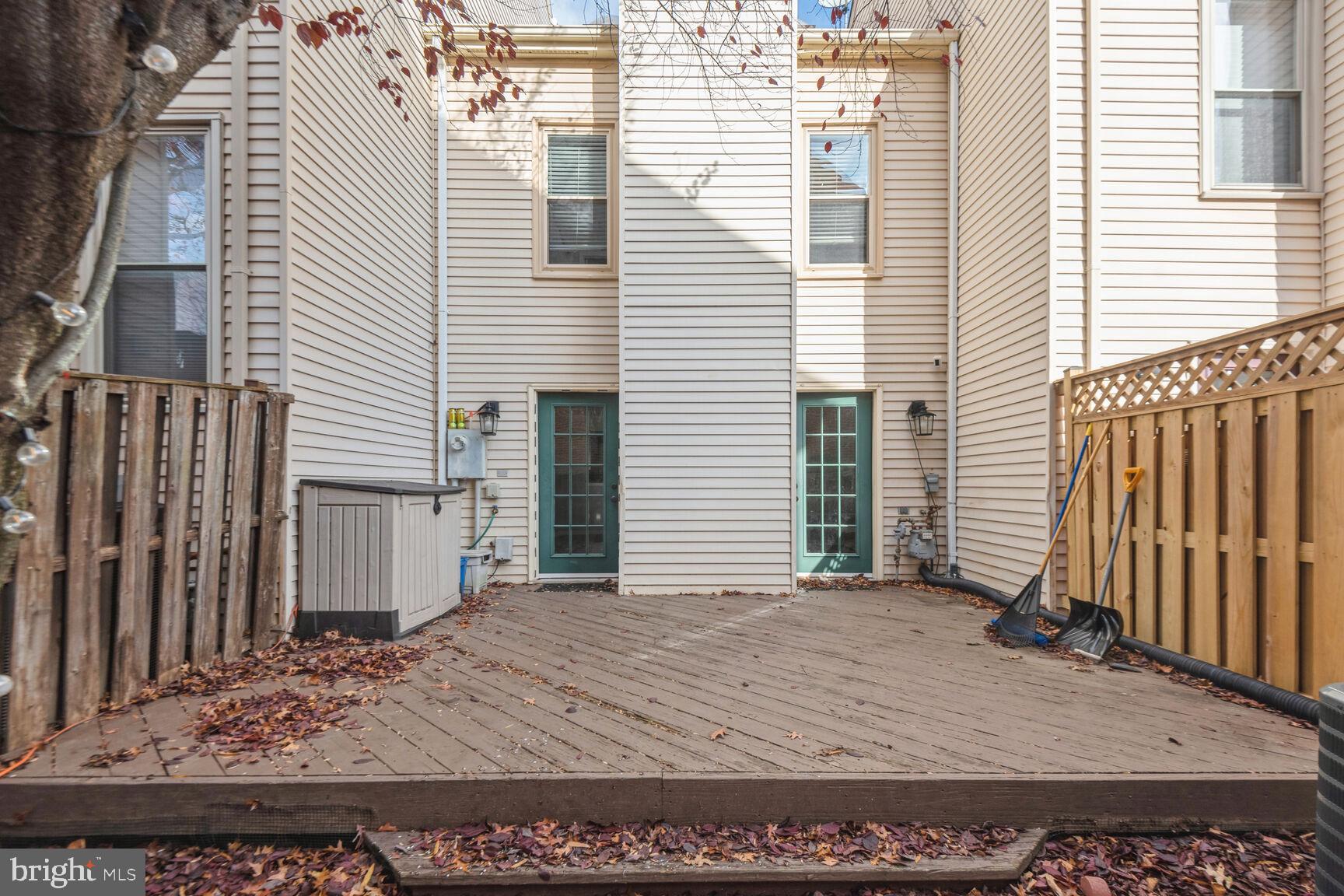 YACHT CLUB AT SEQUOIA VILLAGE - Residential Lease